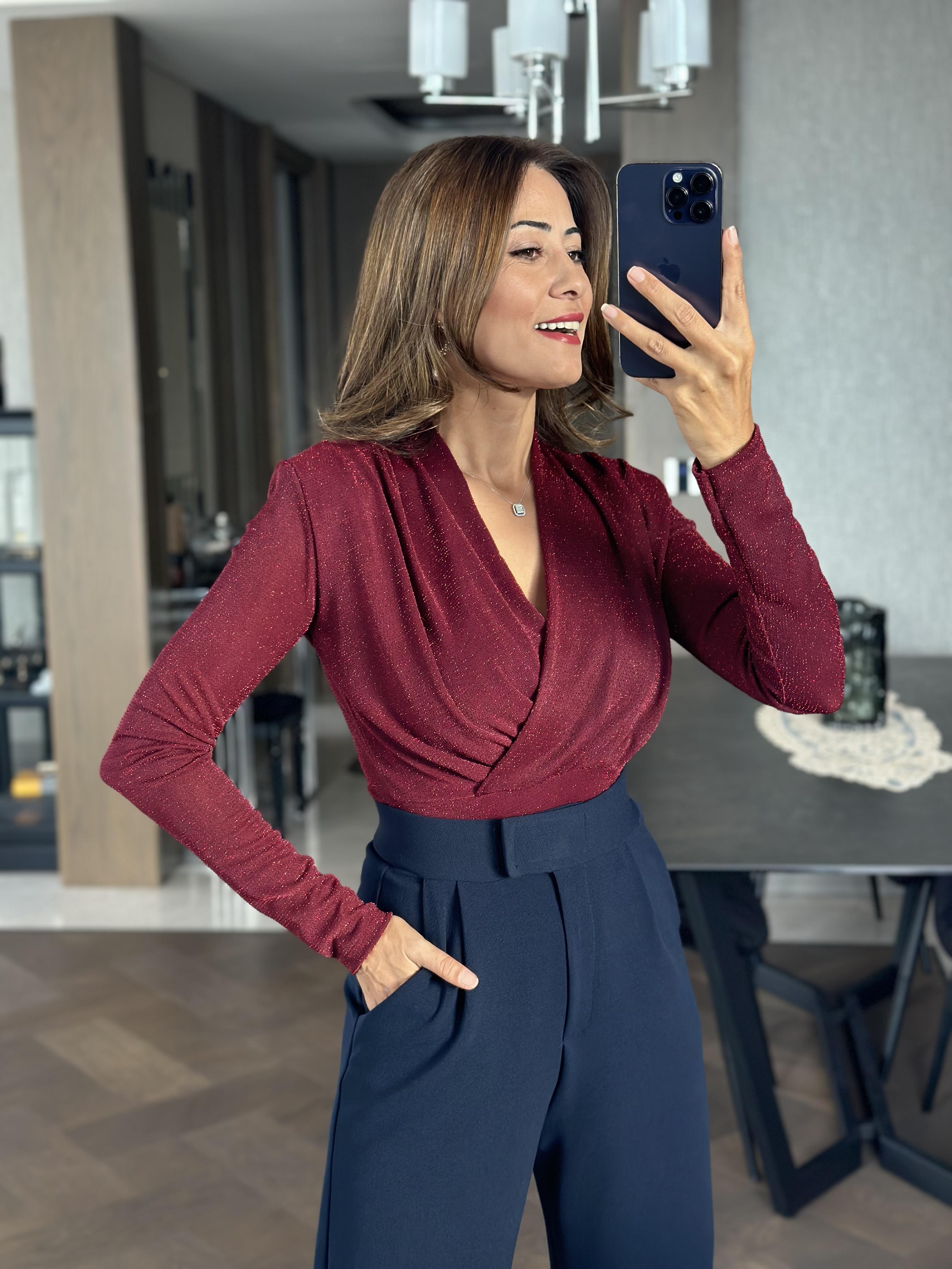 Bordo Vatkalı Kruvaze Yaka Simli Kadın Bluz