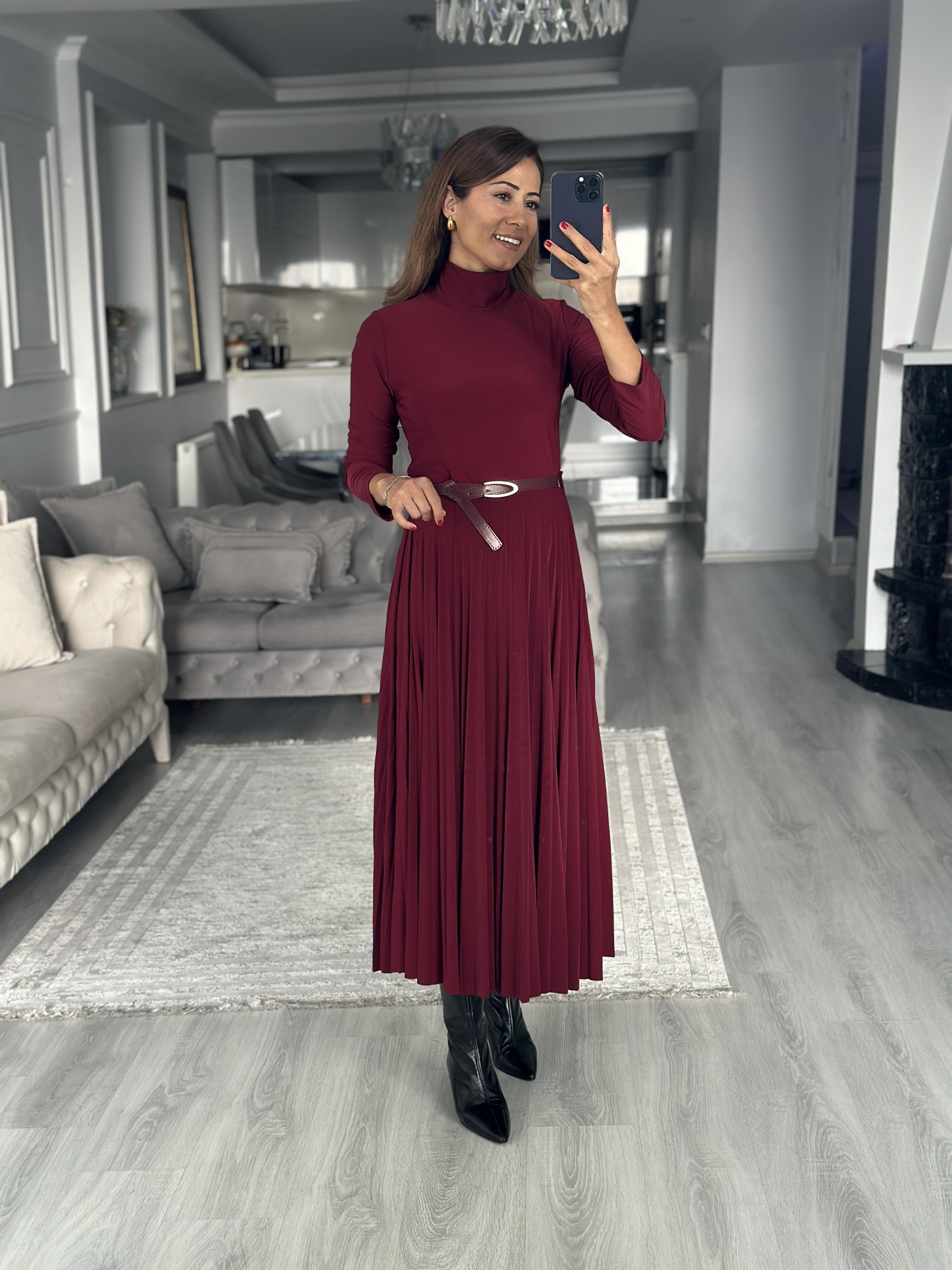 Bordo Yarım Balıkçı Kemerli Piliseli Midi Boy Kadın Elbise