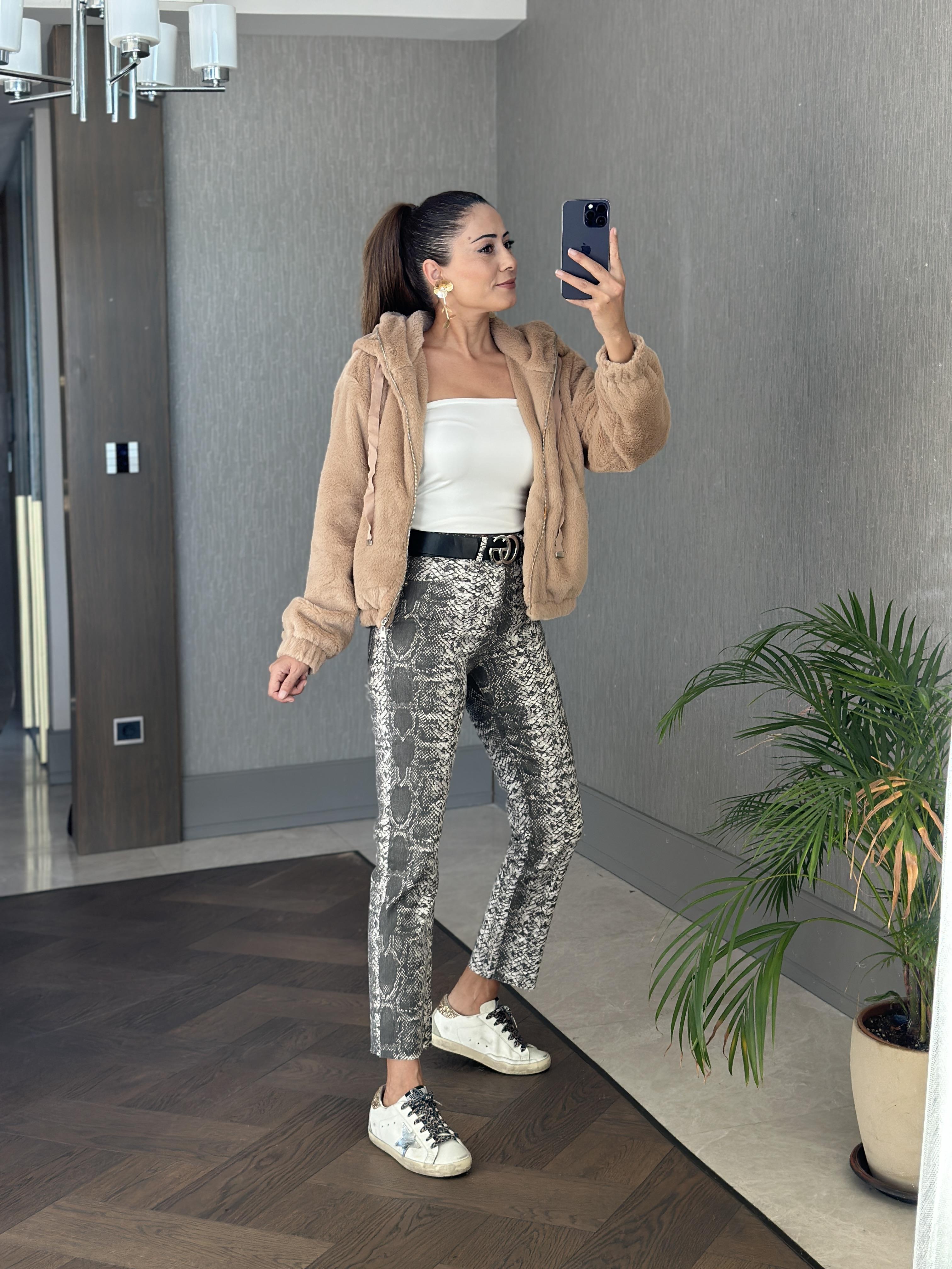 Camel Kapüşonlu Fermuarlı Bomber Kadın Kürk Mont