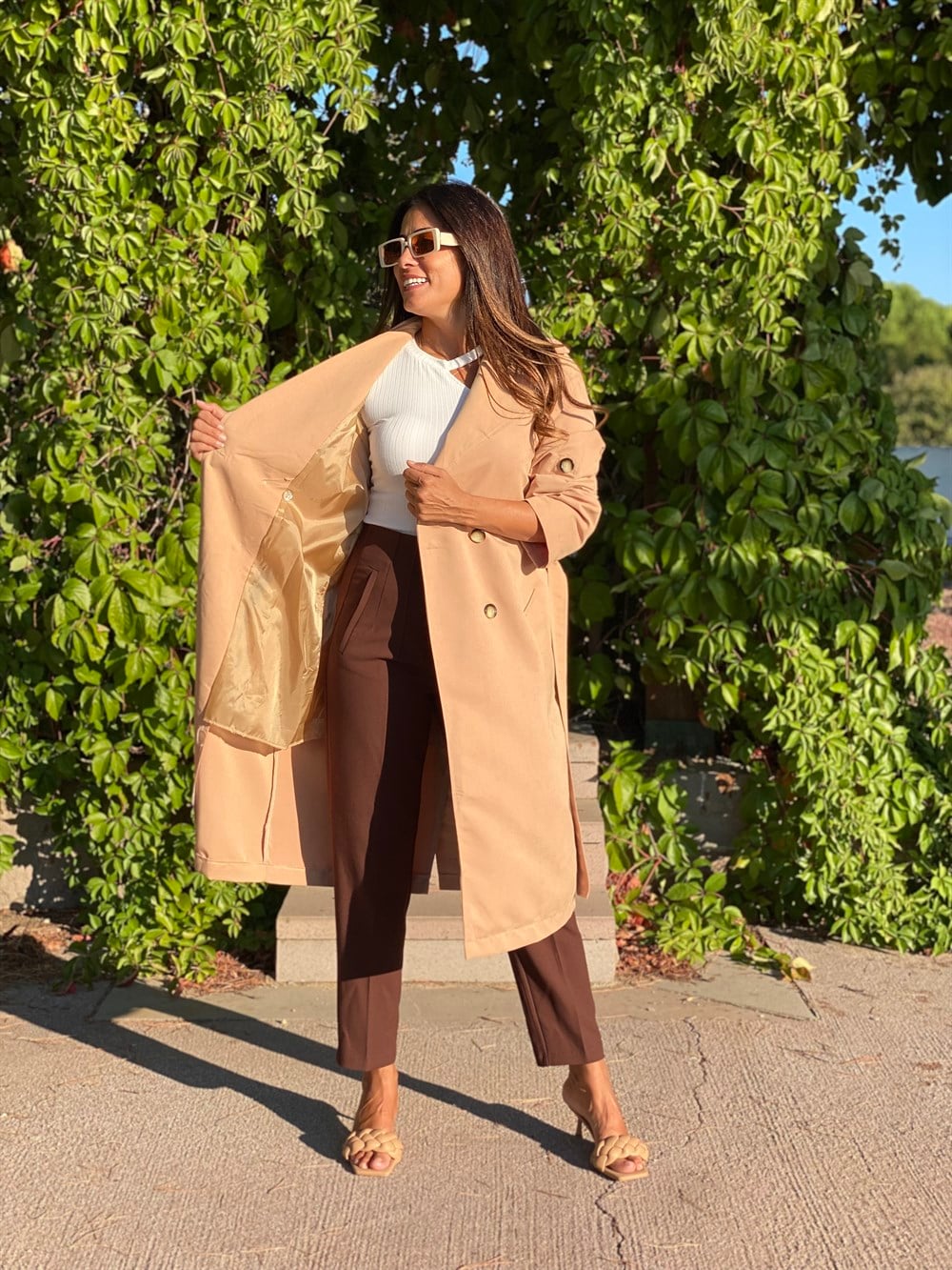 Camel Reglan Kol Kuşaklı Kadın Trençkot