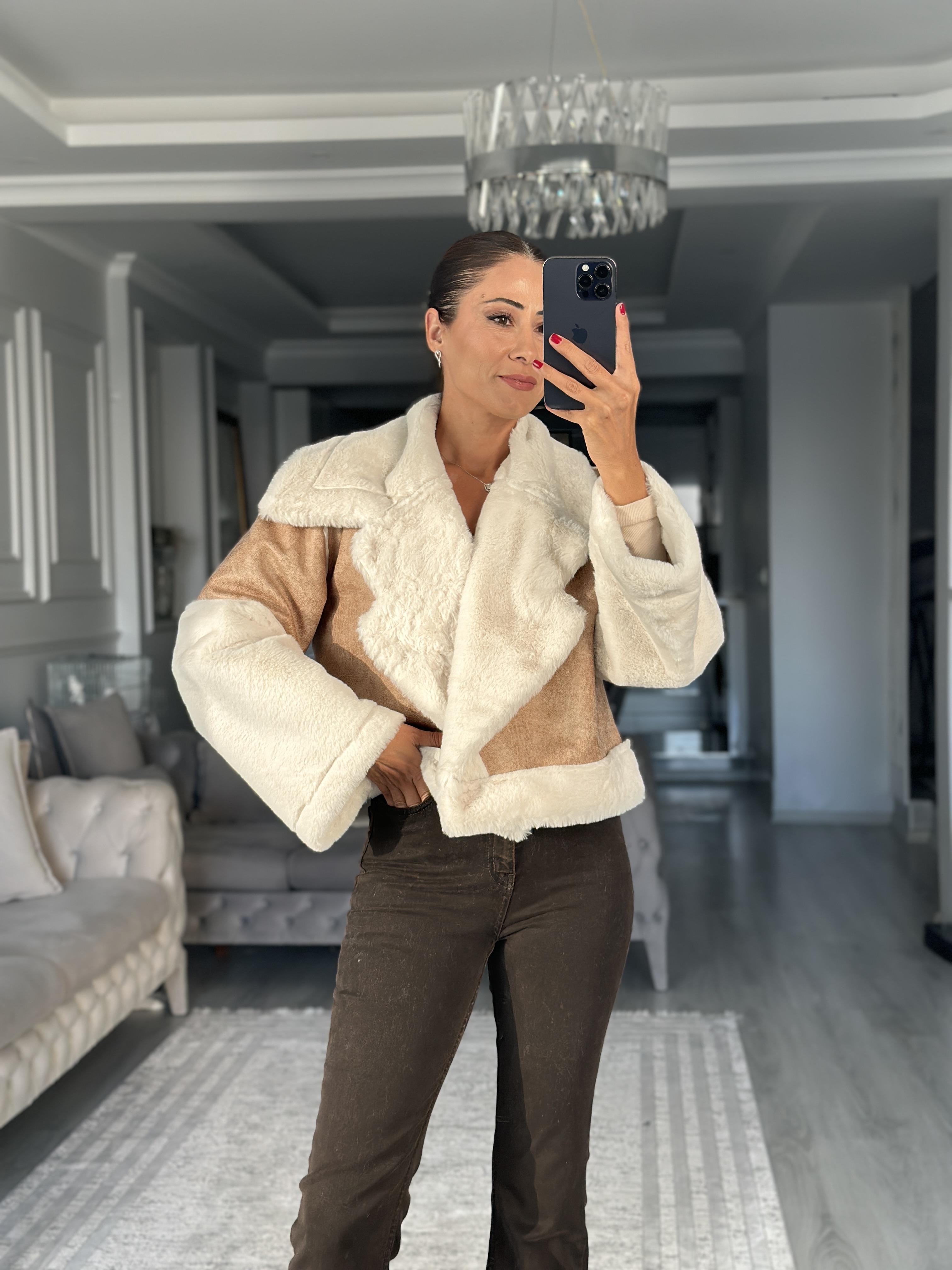 Ekru Bej Geniş Yakalı Kolu Peluş Süet Eskitme Kadın Mont