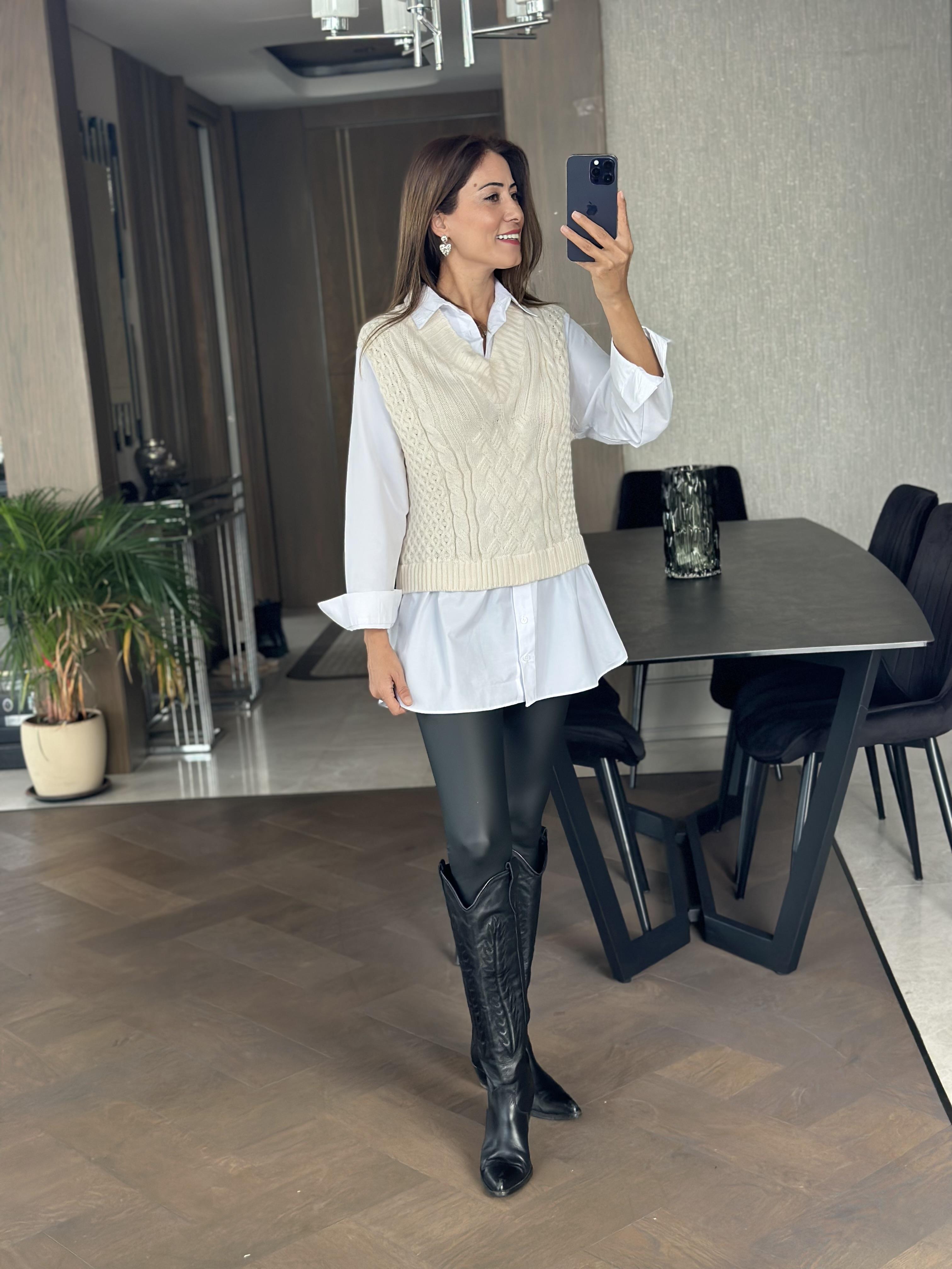 Ekru Beyaz Gömlekli Triko Kadın Süveter