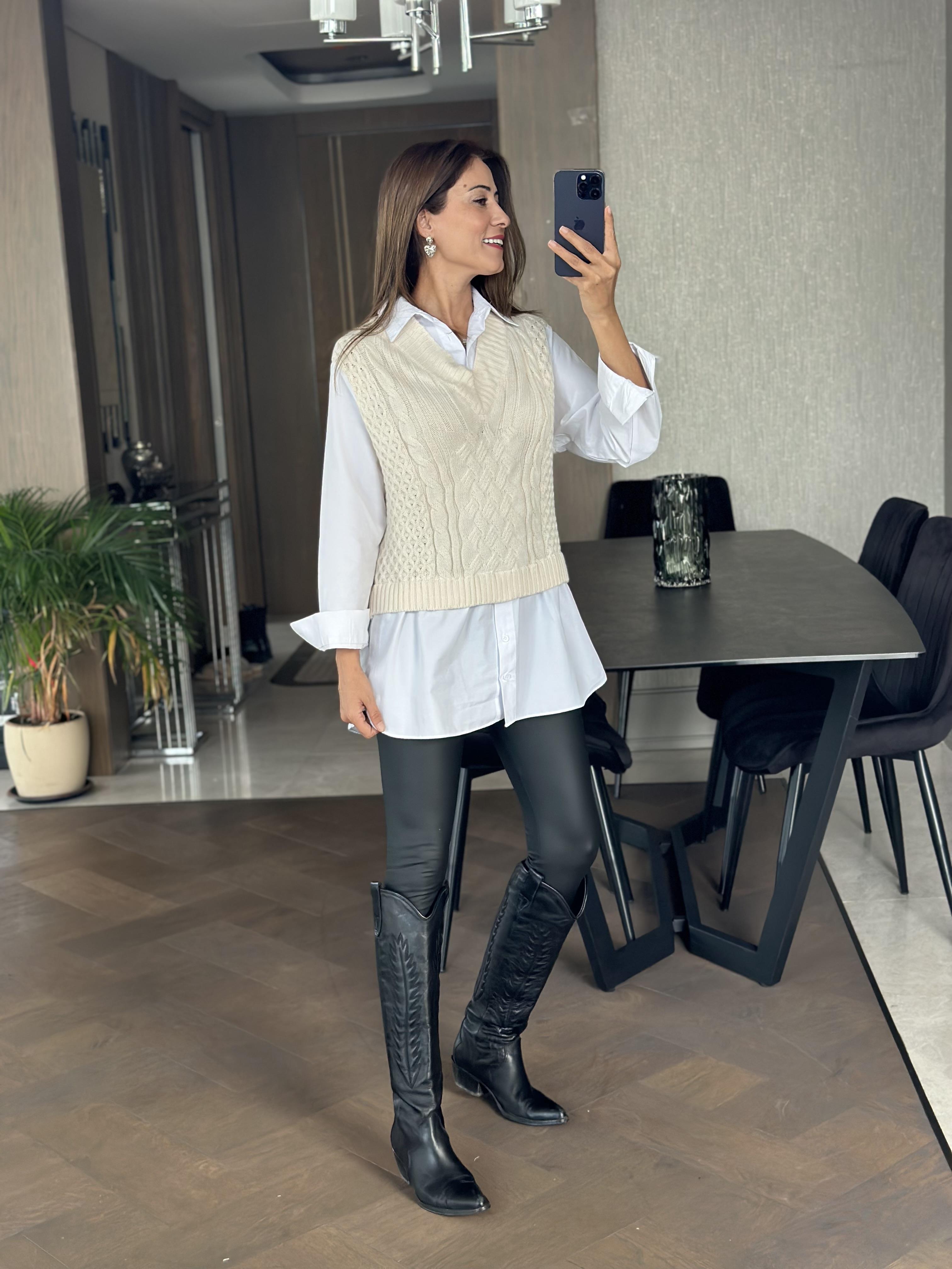 Ekru Beyaz Gömlekli Triko Kadın Süveter