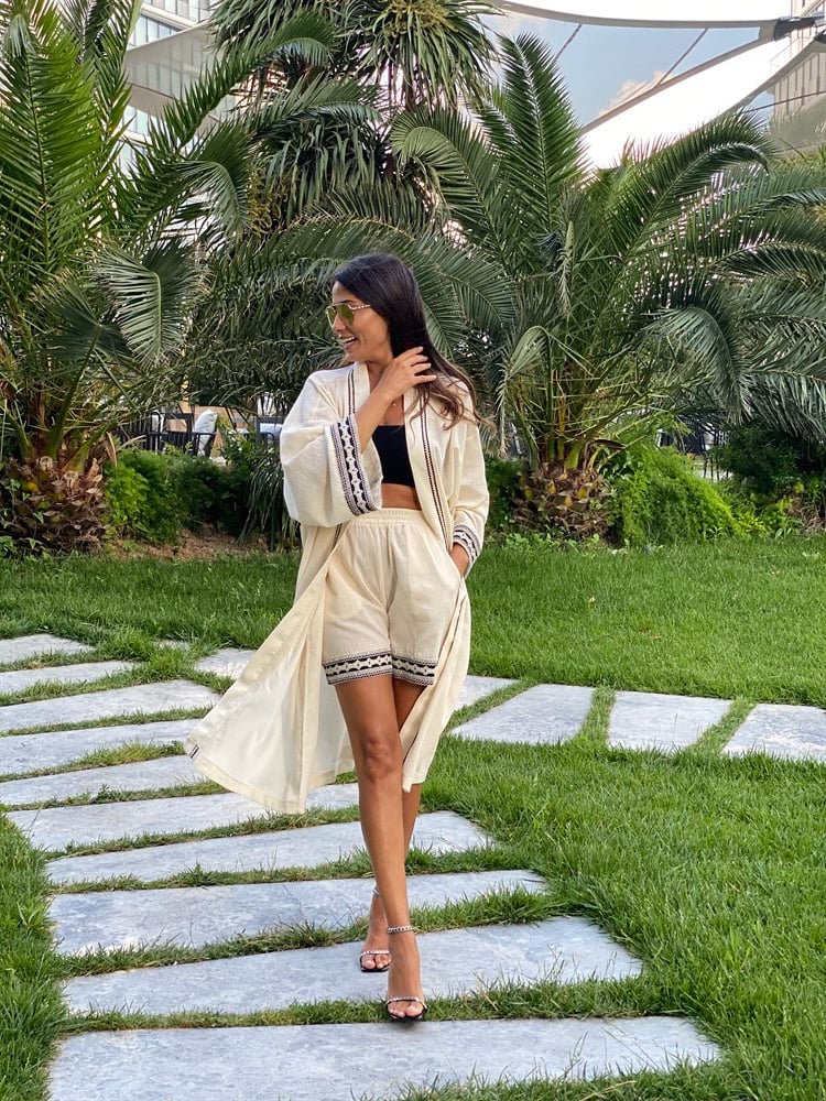 Ekru Nakış Detay  Keten Şortlu Kadın Kimono Takım