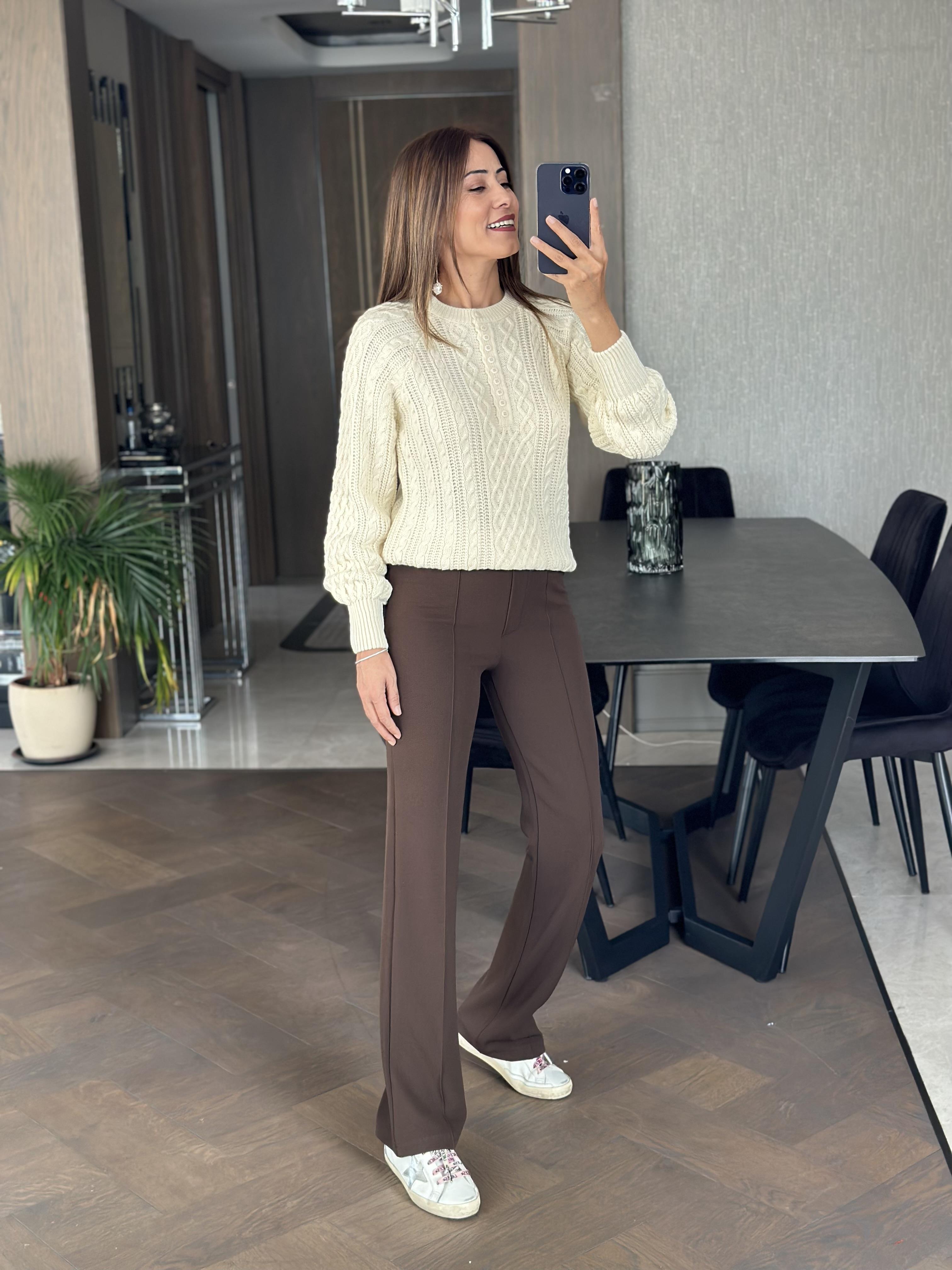 Ekru On Düğmeli Saç Örgü Kadın Triko Kazak