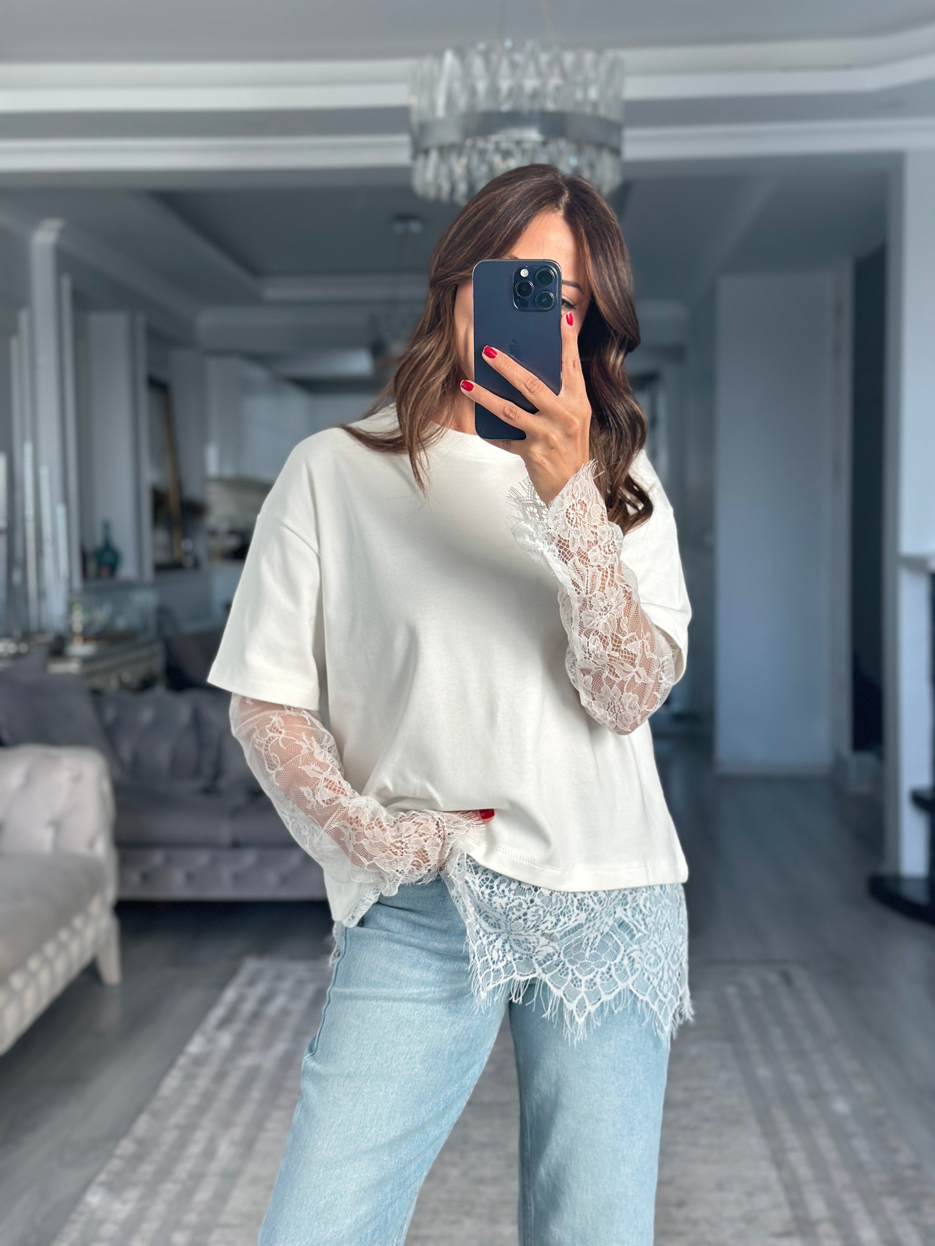Ekru Romantik Dantel Detaylı Uzun Kollu Kadın T-Shirt