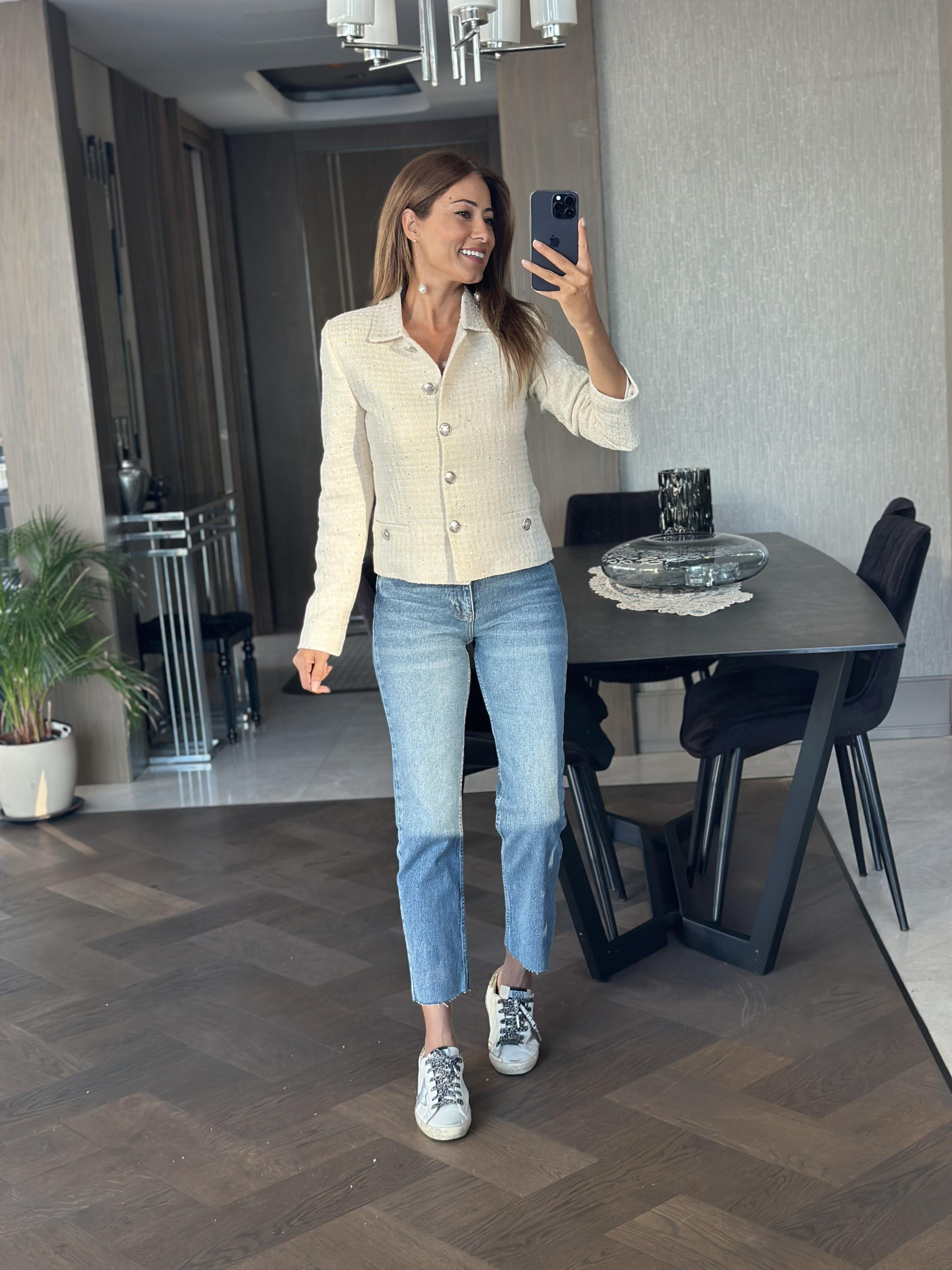 Ekru Tüvit Pul Detay Silver Düğmeli Kadın Ceket 