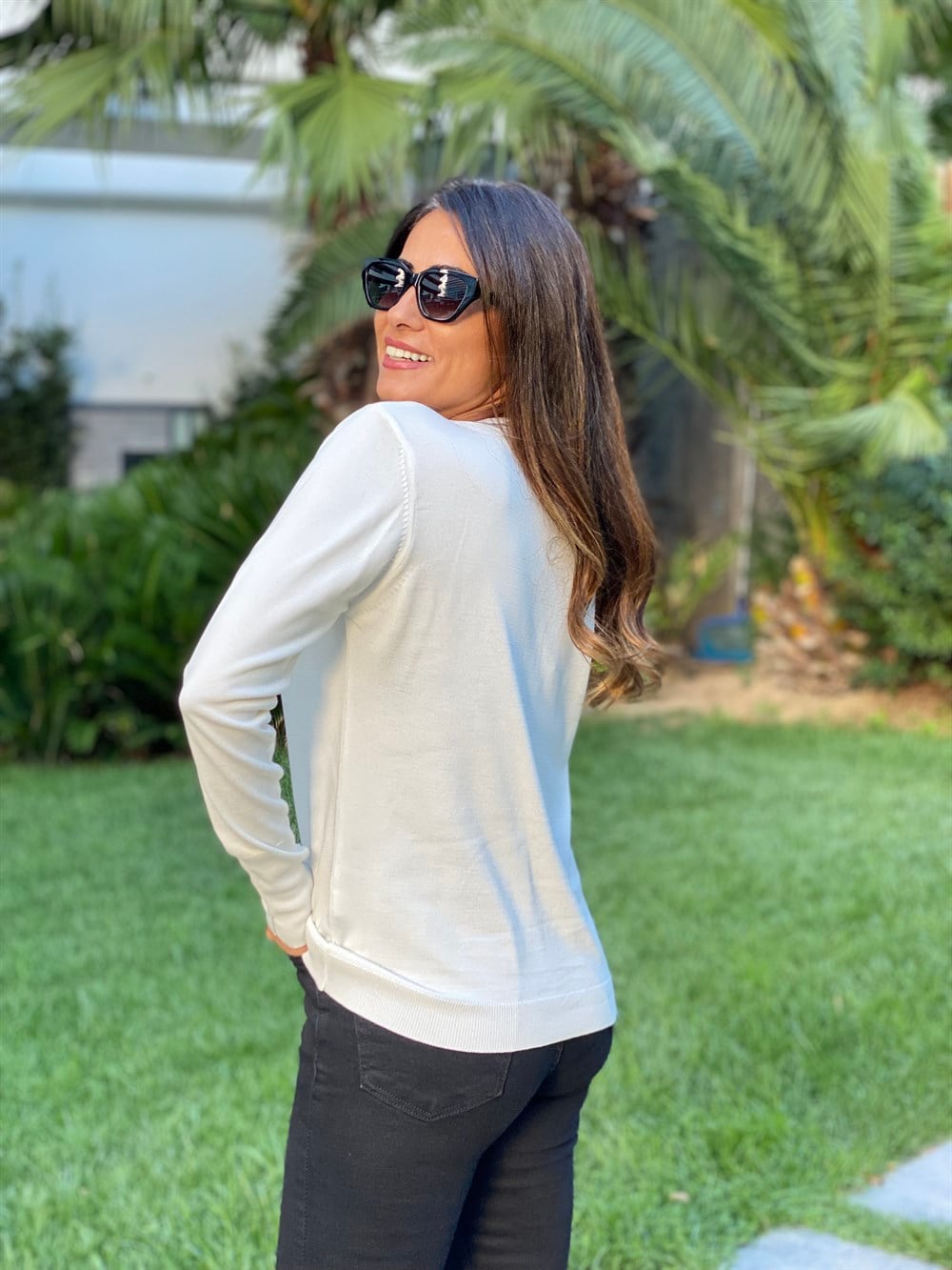 Ekru V Yaka Kol Düğme Detay Merserize Kadın Bluz