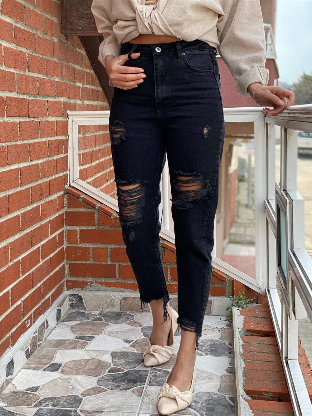 Füme Poema Yırtık Detay Mom Jean