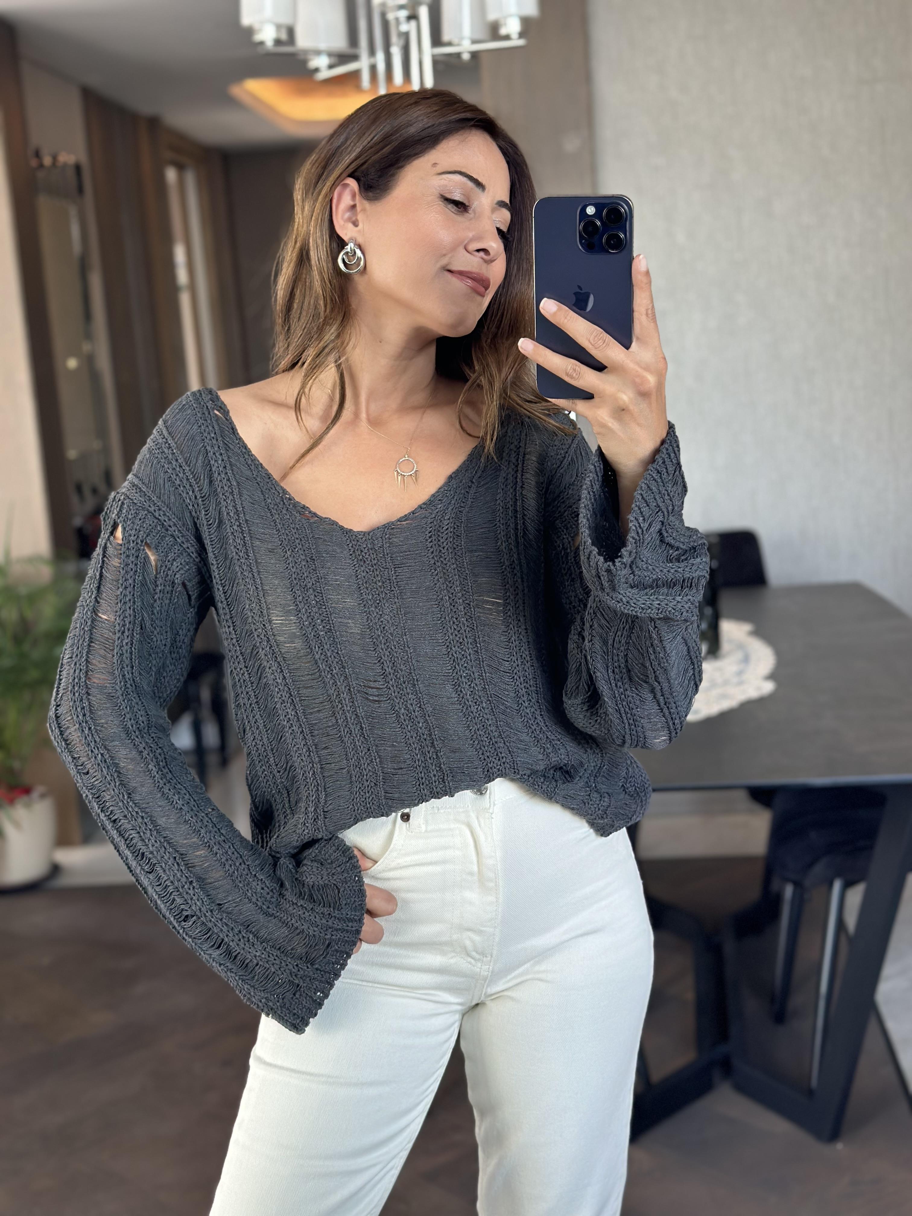 Füme V Yaka Dekolteli Geniş Kol Triko Kadın Kazak