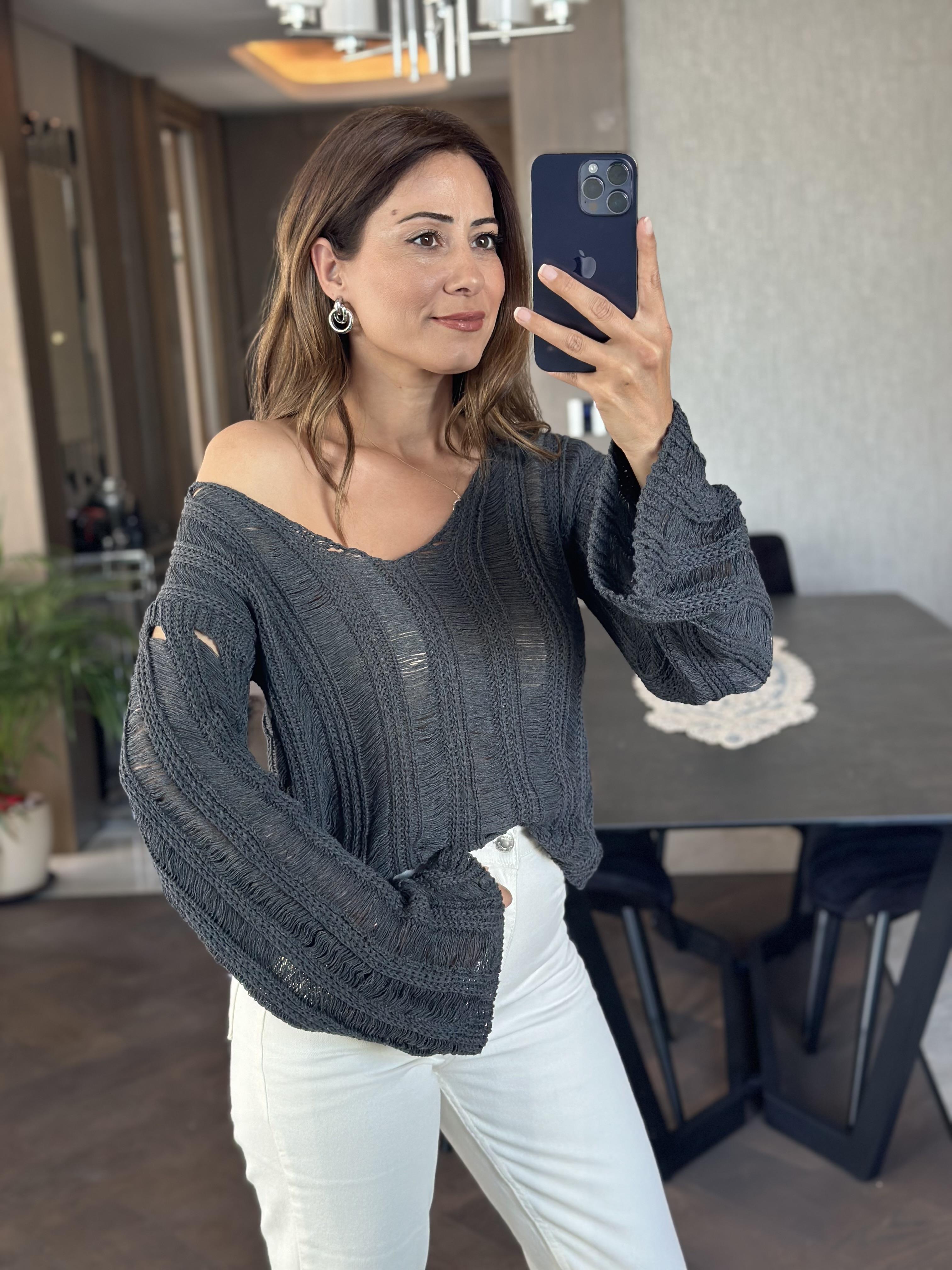 Füme V Yaka Dekolteli Geniş Kol Triko Kadın Kazak