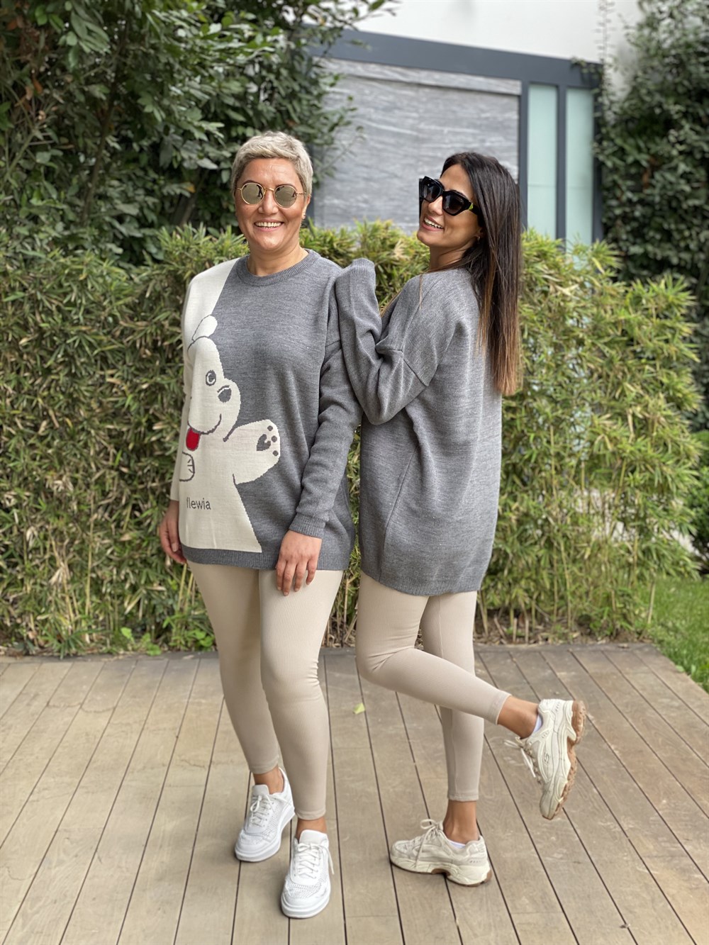 Gri Bisiklet Yaka Ayıcık Detay Triko Kadın Kazak