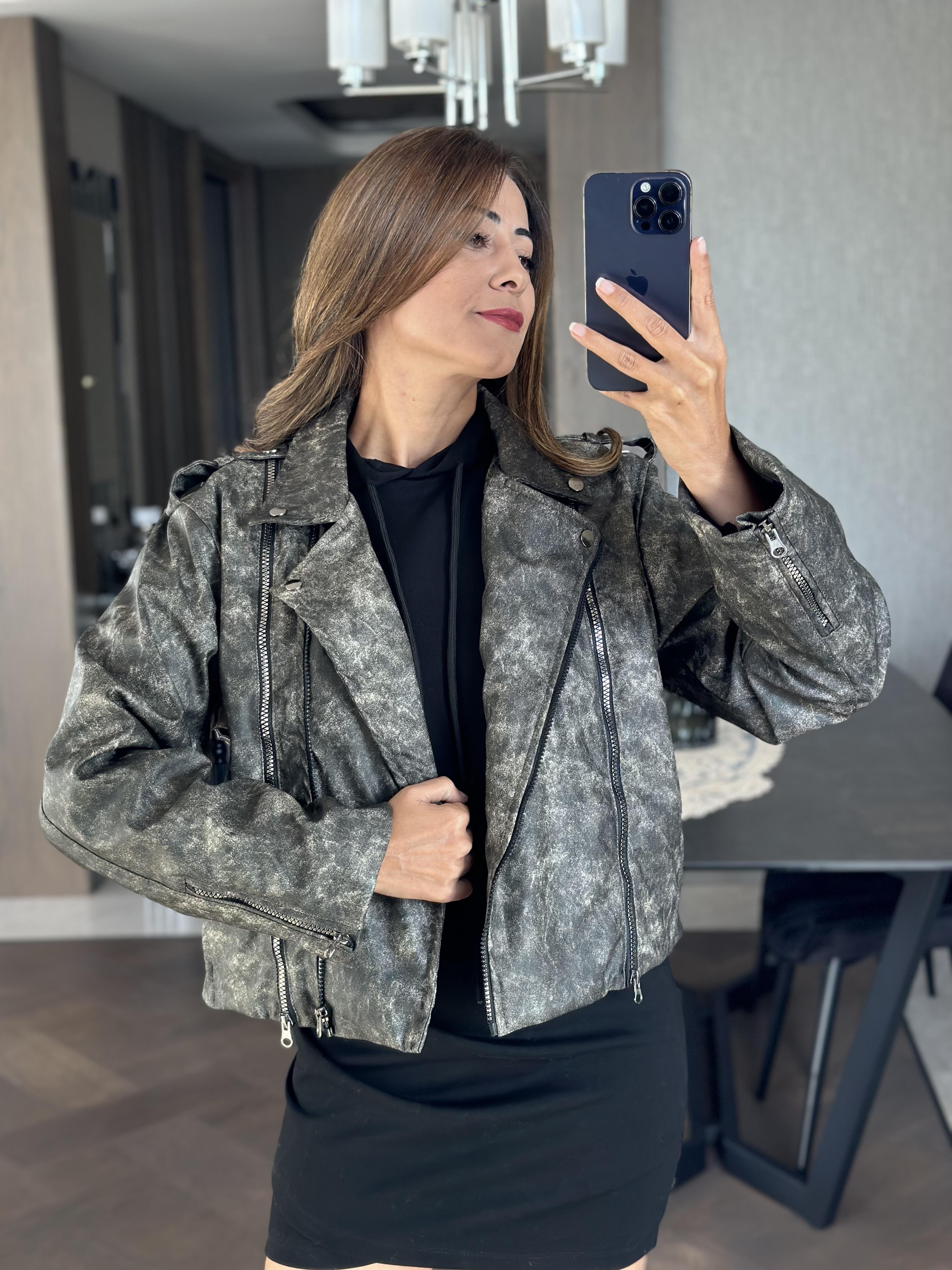 Gri Eskitme Fermuarlı Kadın Deri Ceket