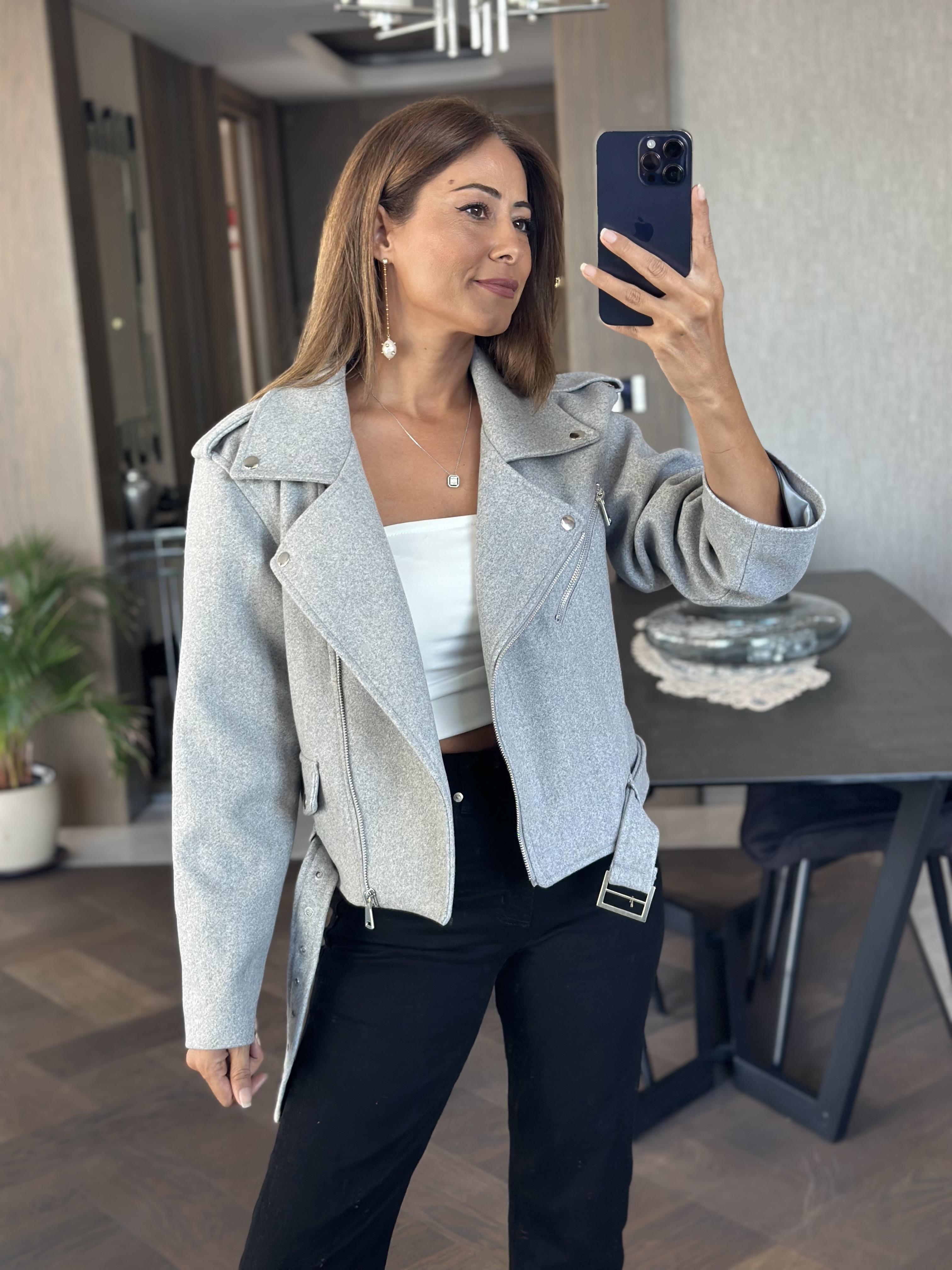 Gri Fermuarlı Motorcu Kısa Kadın Kaşe Ceket