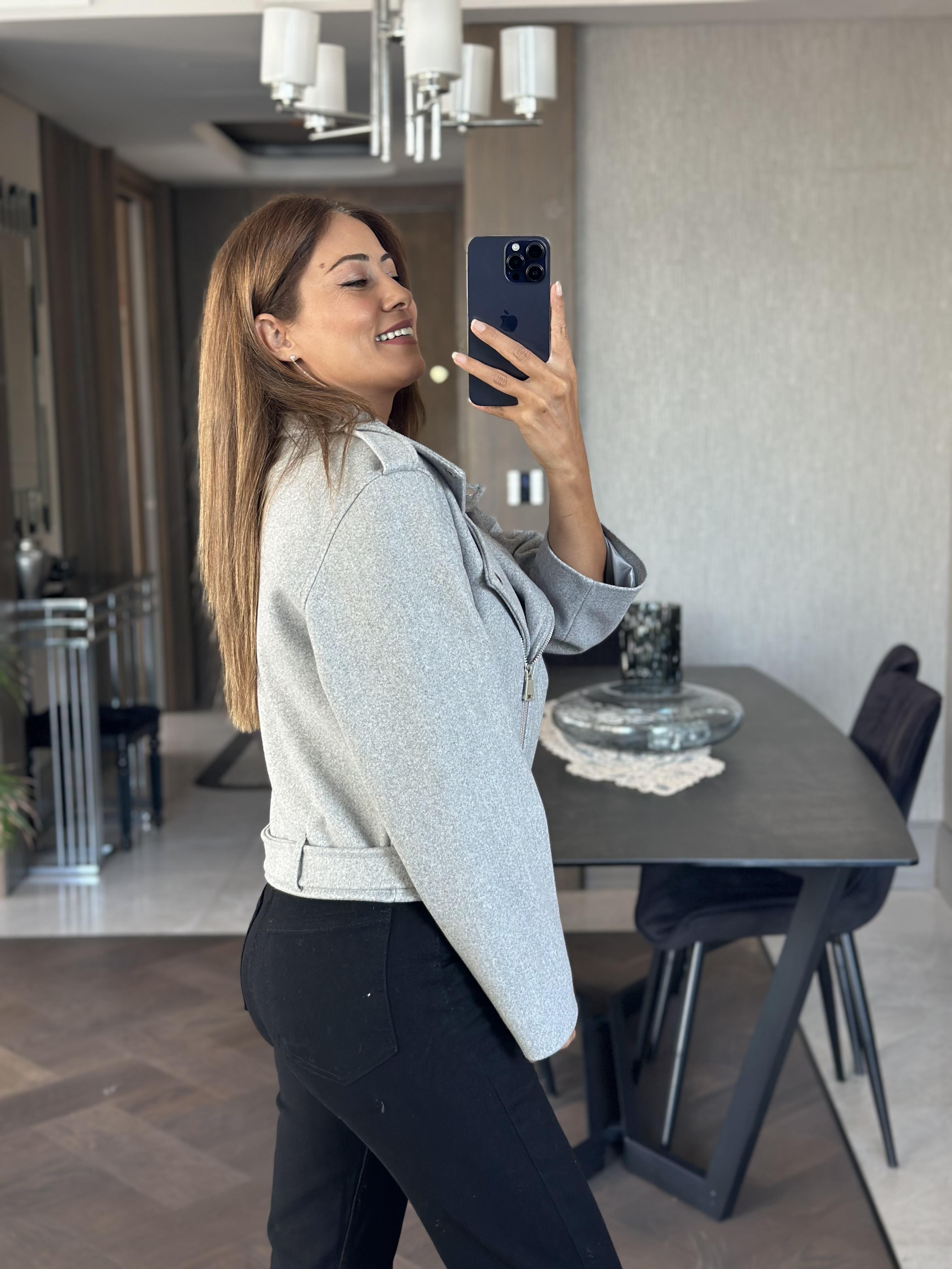Gri Fermuarlı Motorcu Kısa Kadın Kaşe Ceket