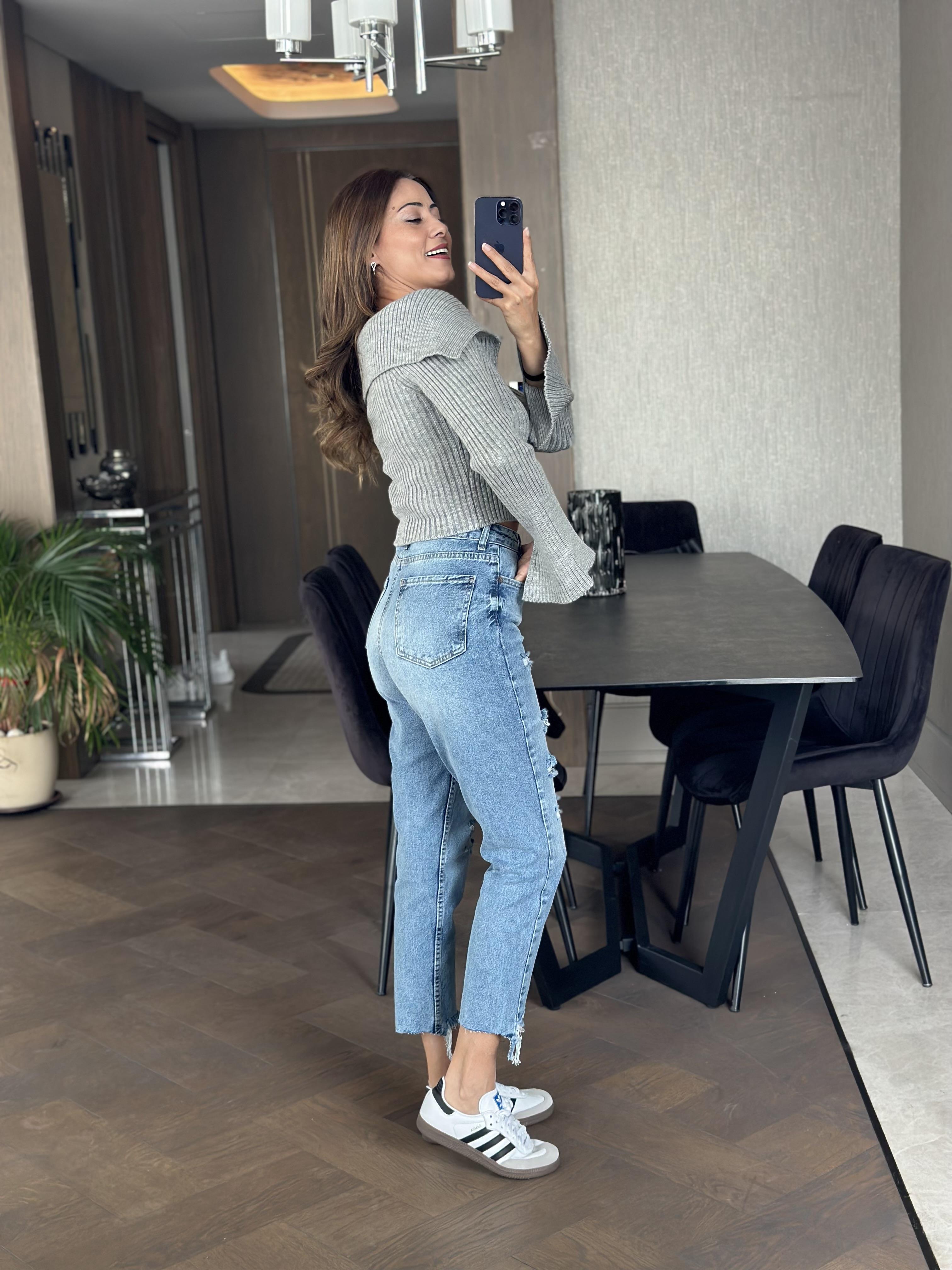 Gri Kolu Yırtmaçlı Çift Fermuarlı Kadın Triko Crop Hırka 