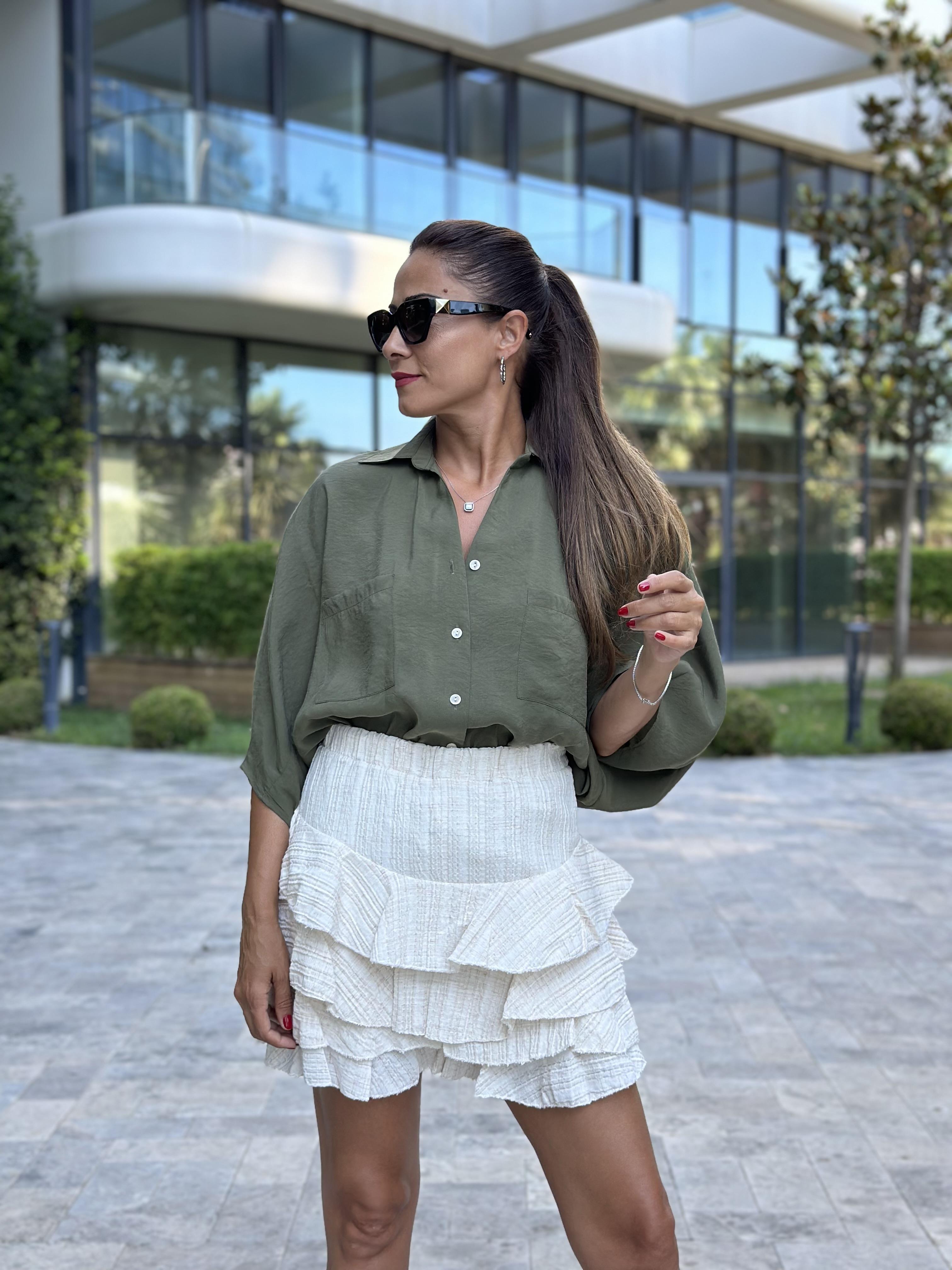 Haki Çift Cepli Yarasa Kol Tensel Kadın Gömlek