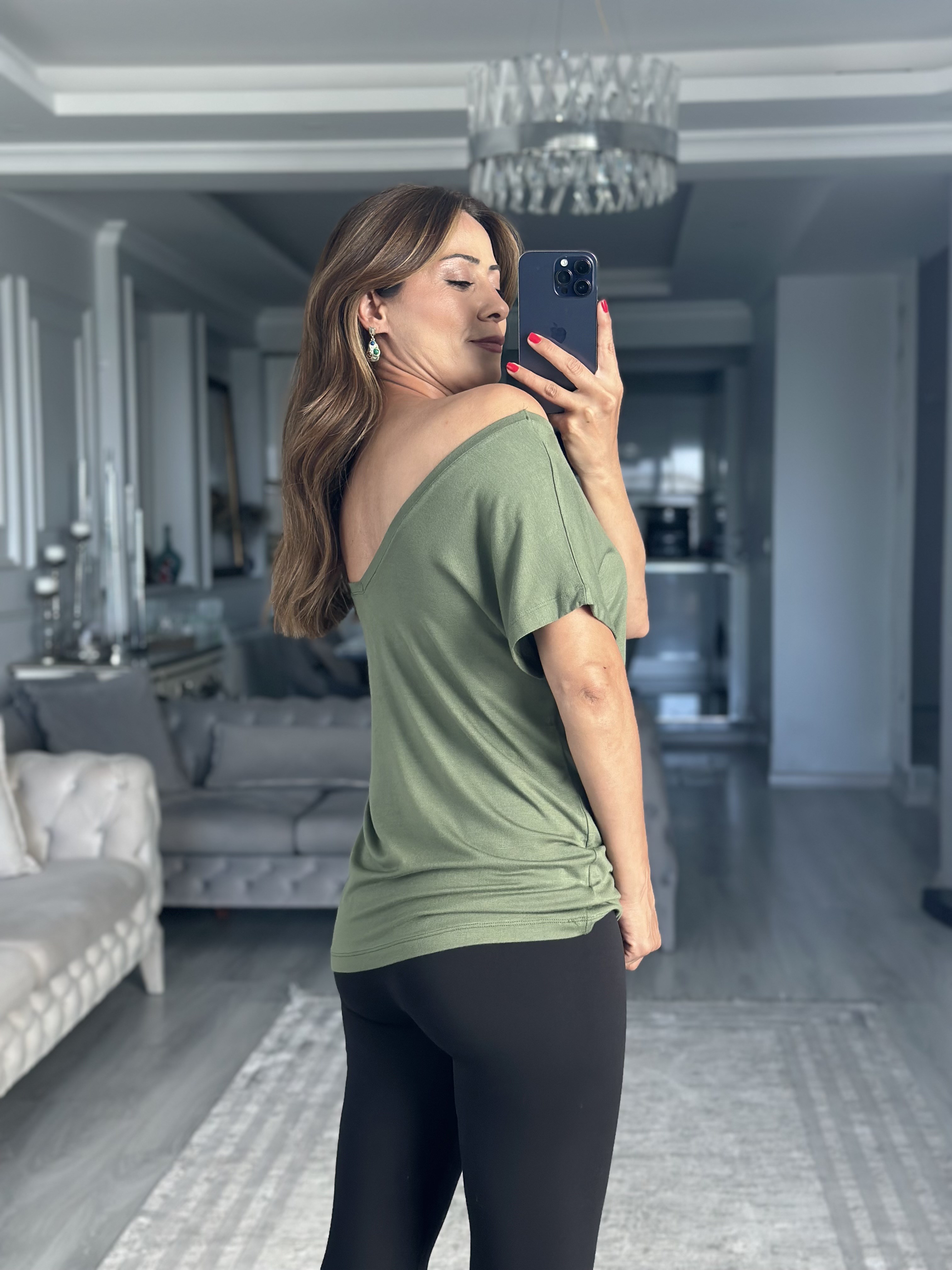 Haki Ön Arka V Yaka Kısa Kol Kadın T-Shirt