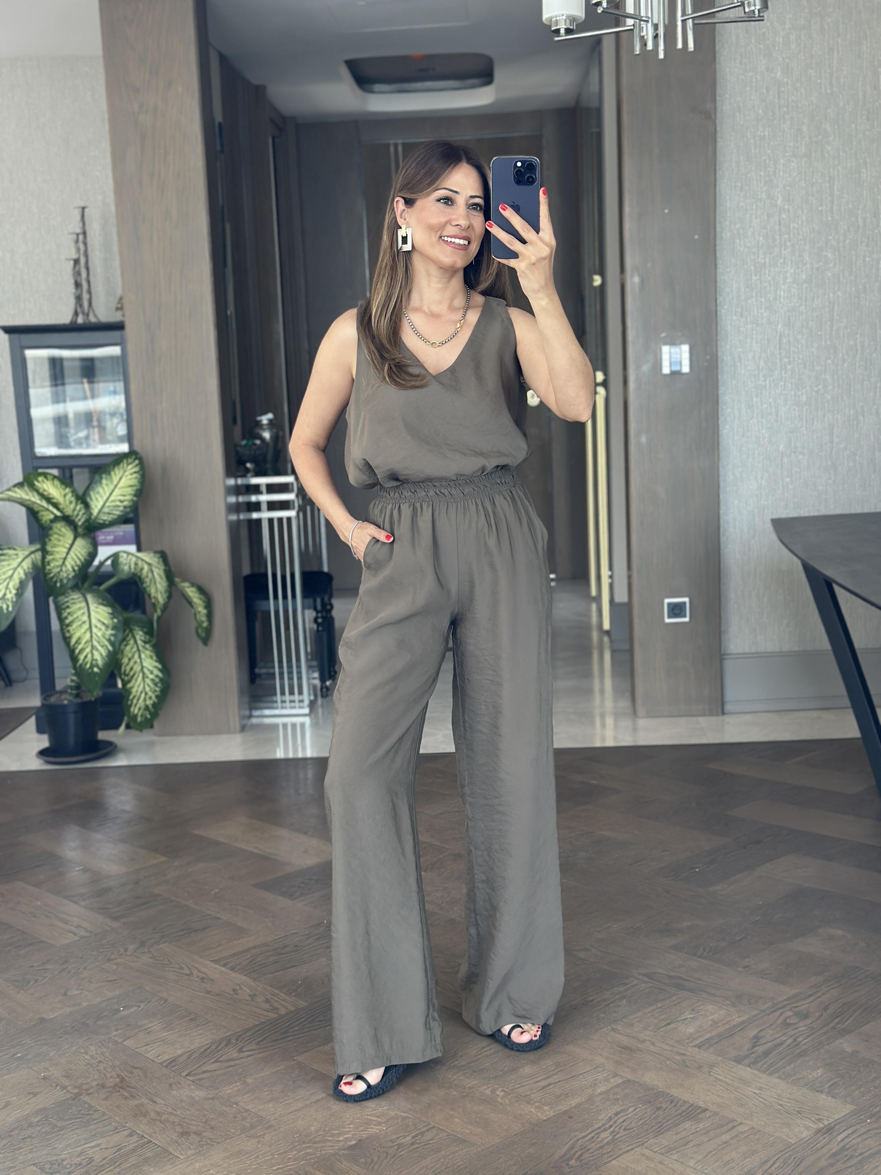 Haki V Yaka Bluz Bol Paça Pantolon Kadın Alt Üst Takım