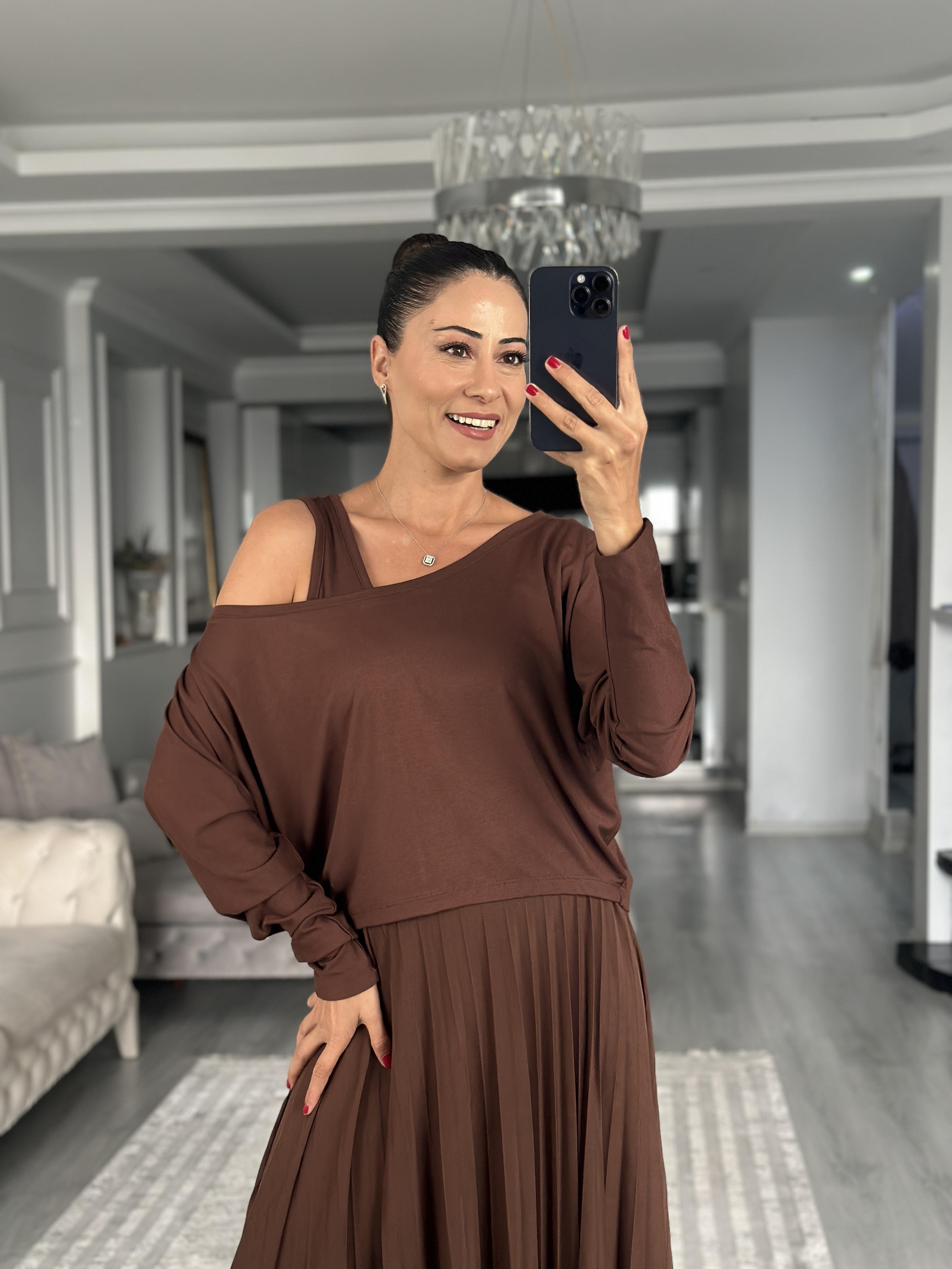Kahverengi Bluzlu Piliseli Midi Boy Kadın İkili Elbise