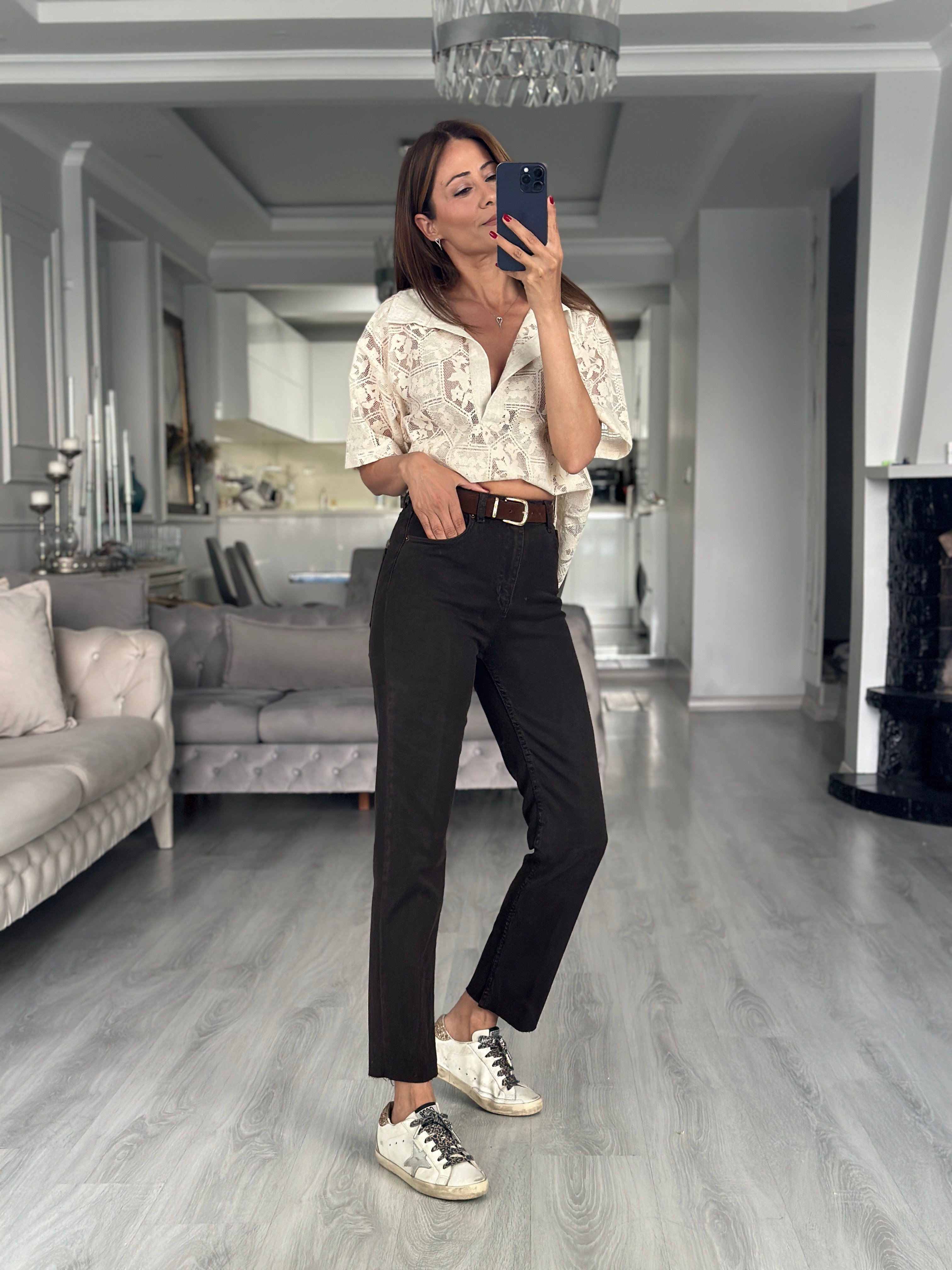 Kahverengi Kemerli Straight Cut Kadın Jean Pantolon