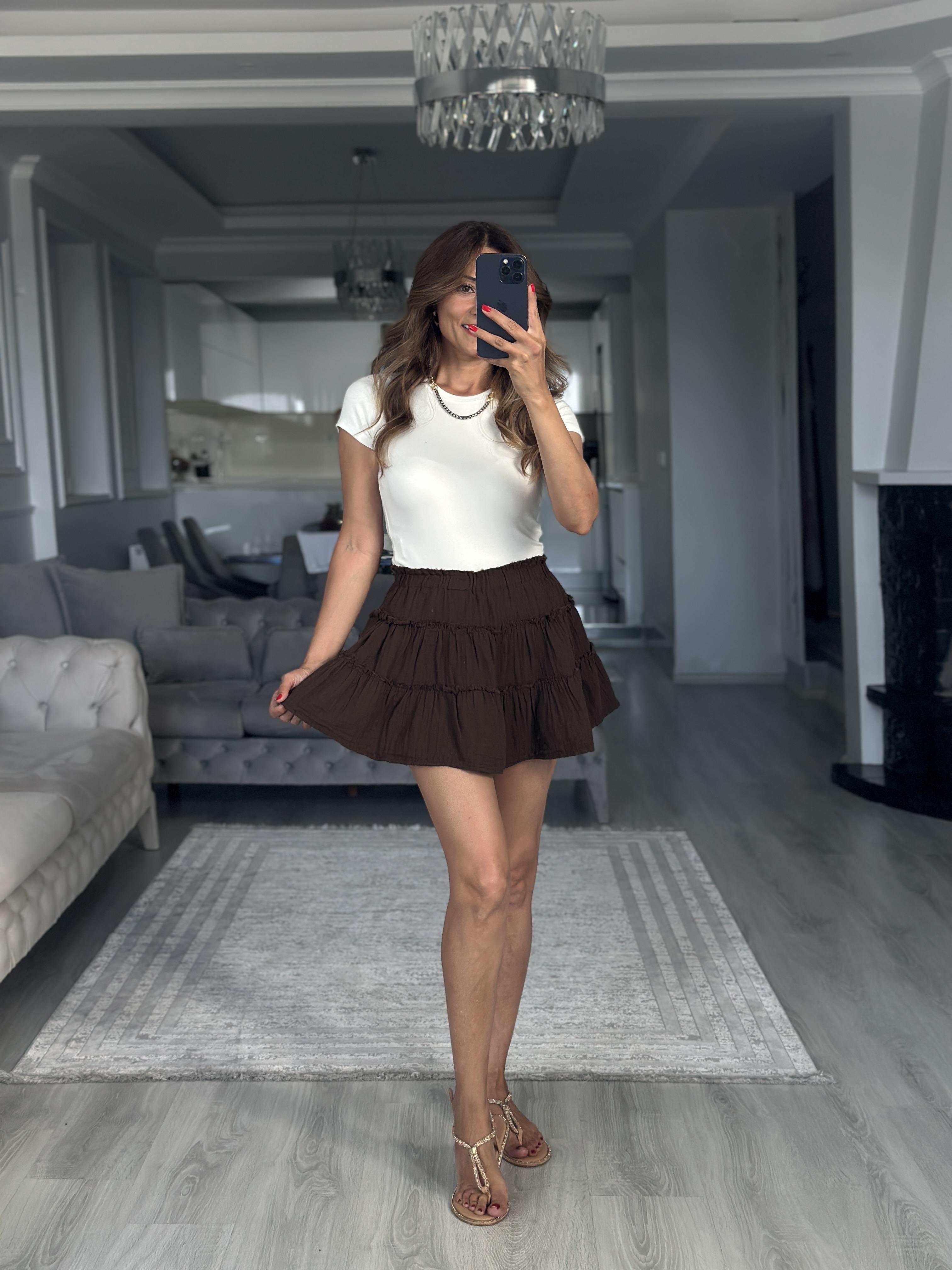 Kahverengi Müslin Kumaş İçi Şortlu Kadın Mini Etek
