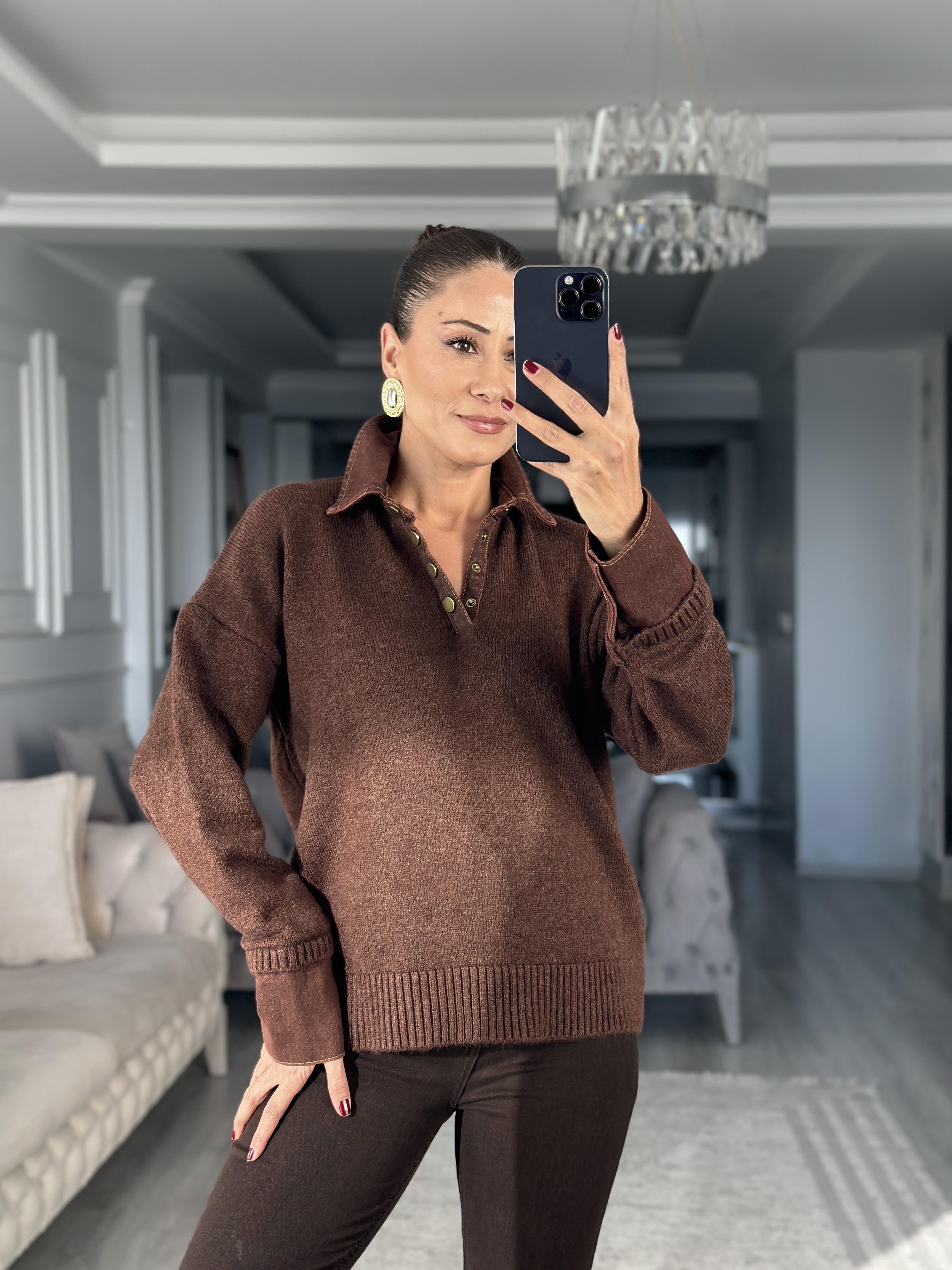 Kahverengi Polo Yaka Jean Detay Kadın Triko Kazak