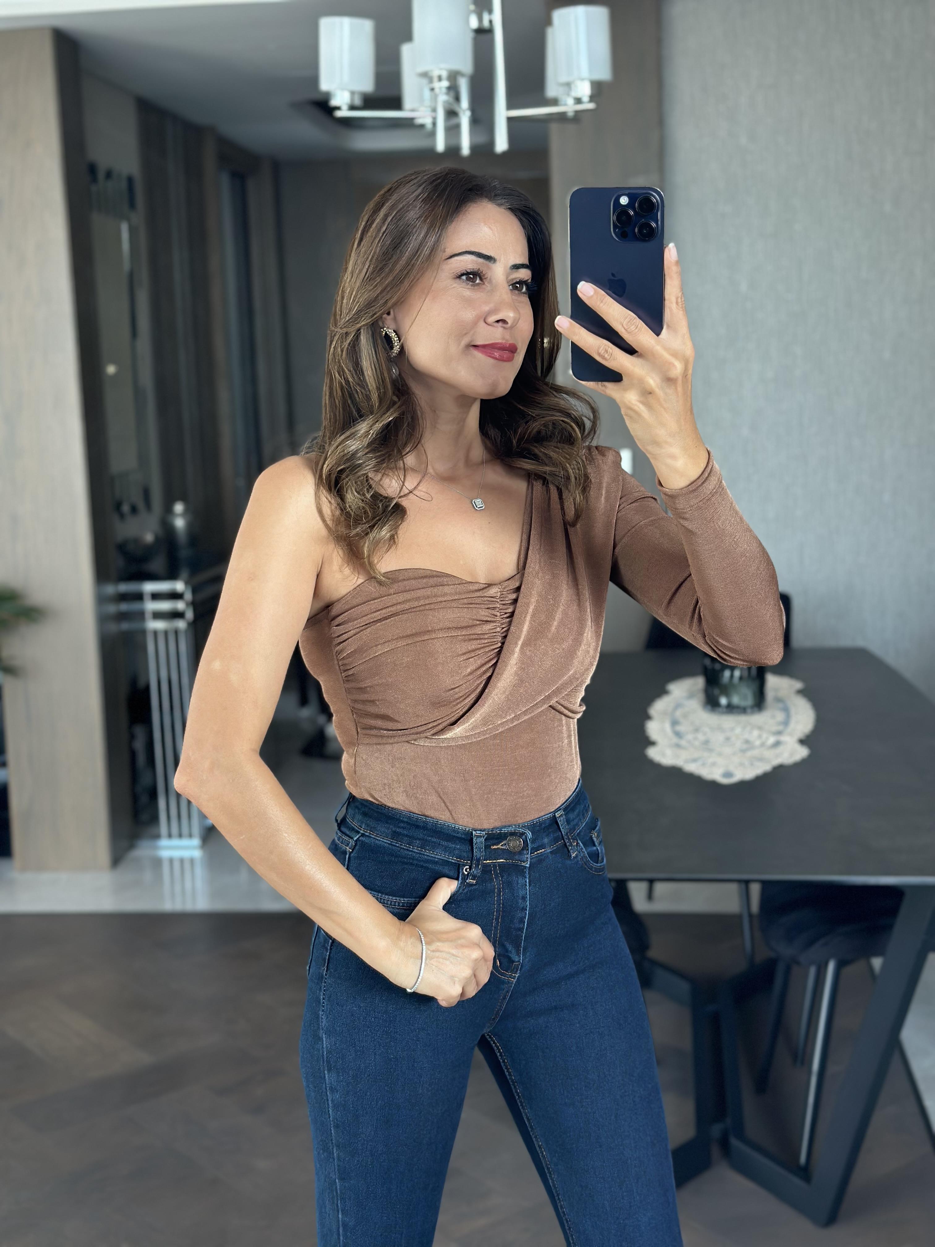 Kahverengi Tek Kol Önü Drape Detaylı Buzzy Kadın Bluz