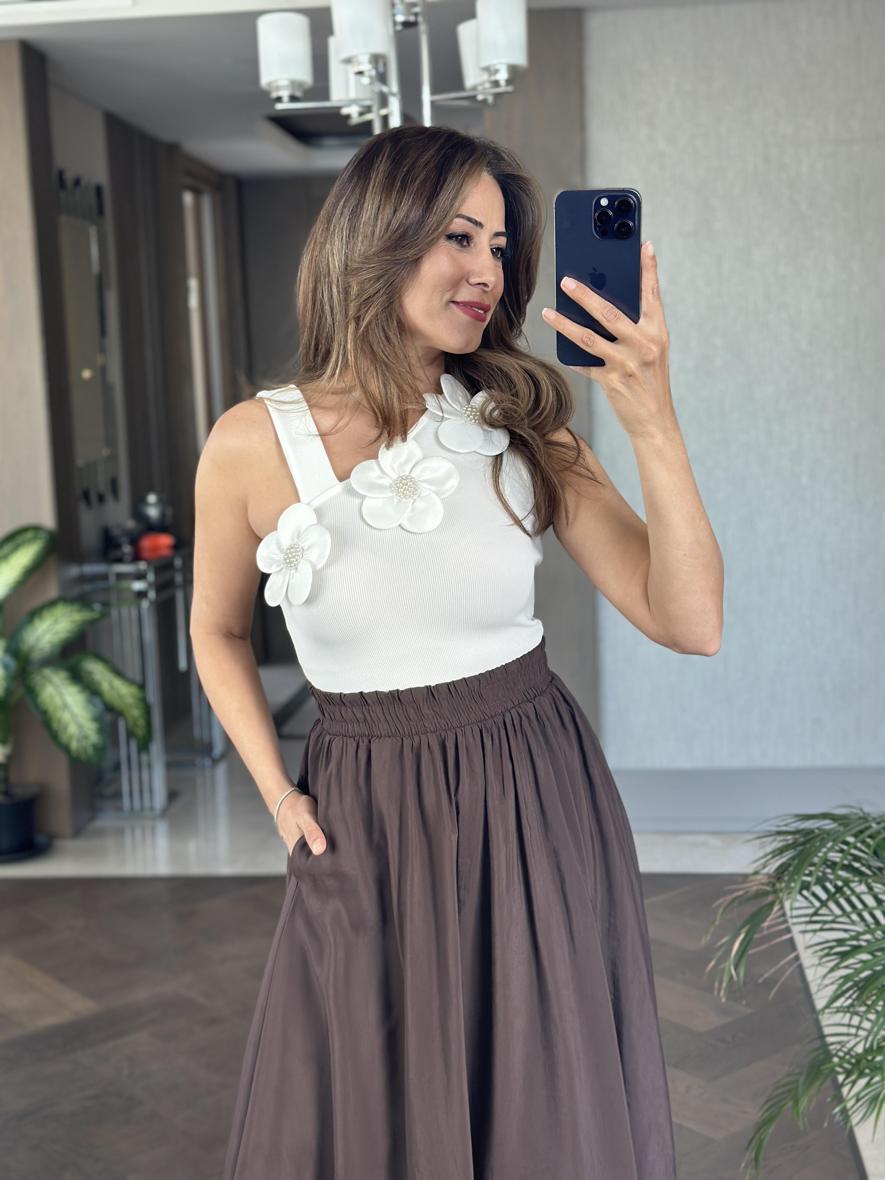 Kahverengi Tensel Kumaş Beli Lastikli Cepli Kadın Midi Boy Etek