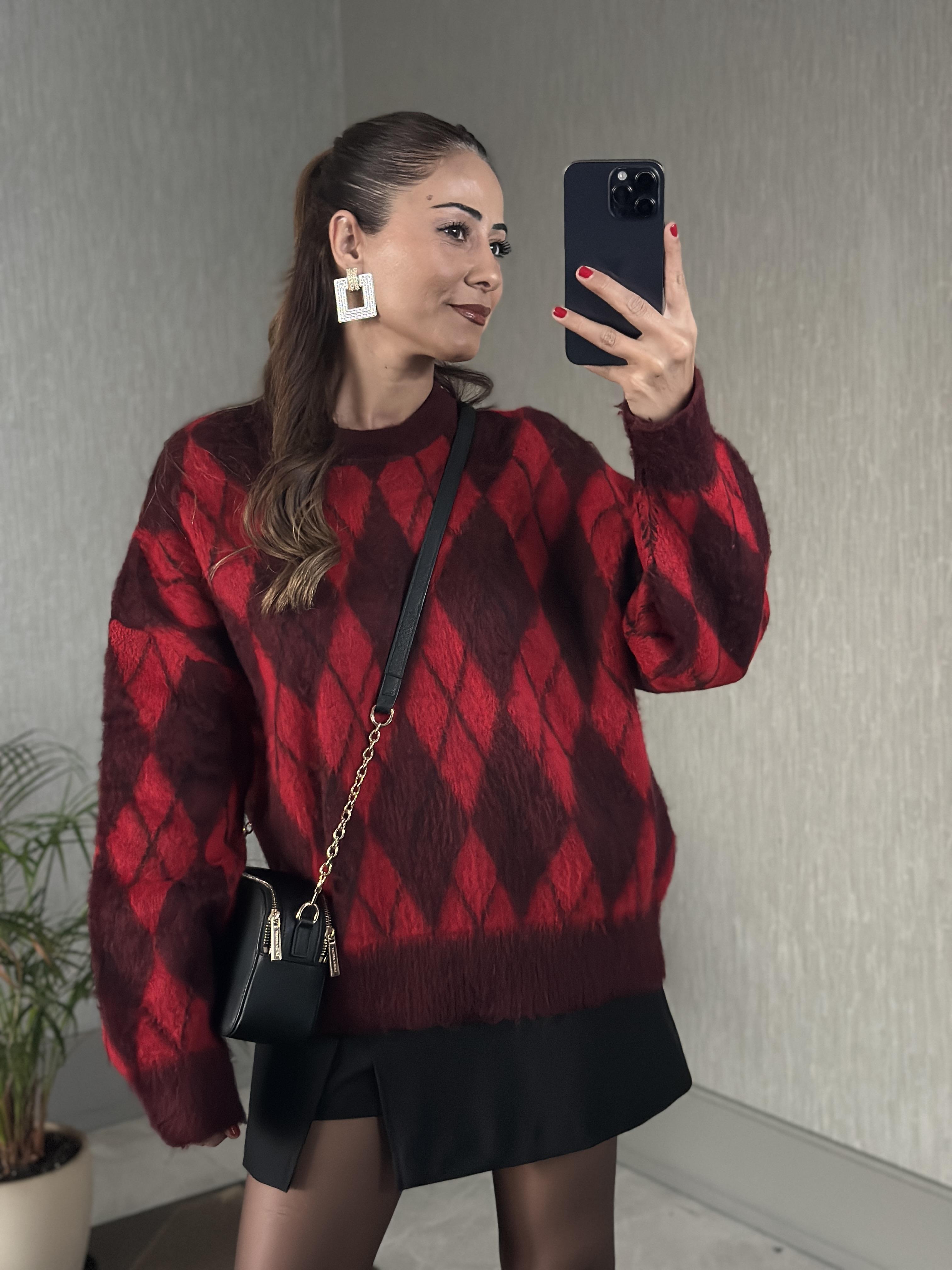 Kırmızı Bordo Bisiklet Yaka Baklava Desen Kadın Yumoş Kazak