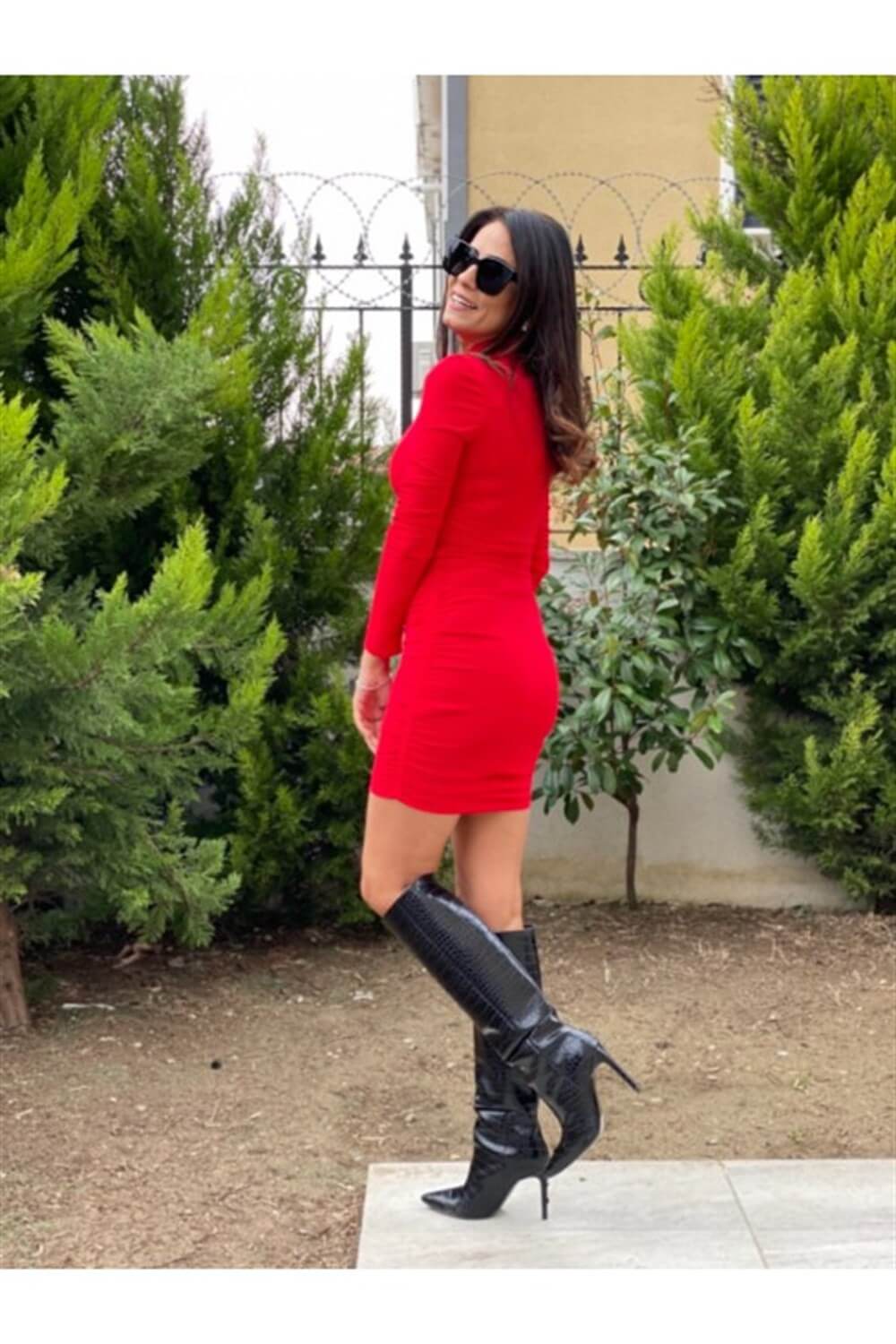 Kırmızı Büzgülü Mini Elbise