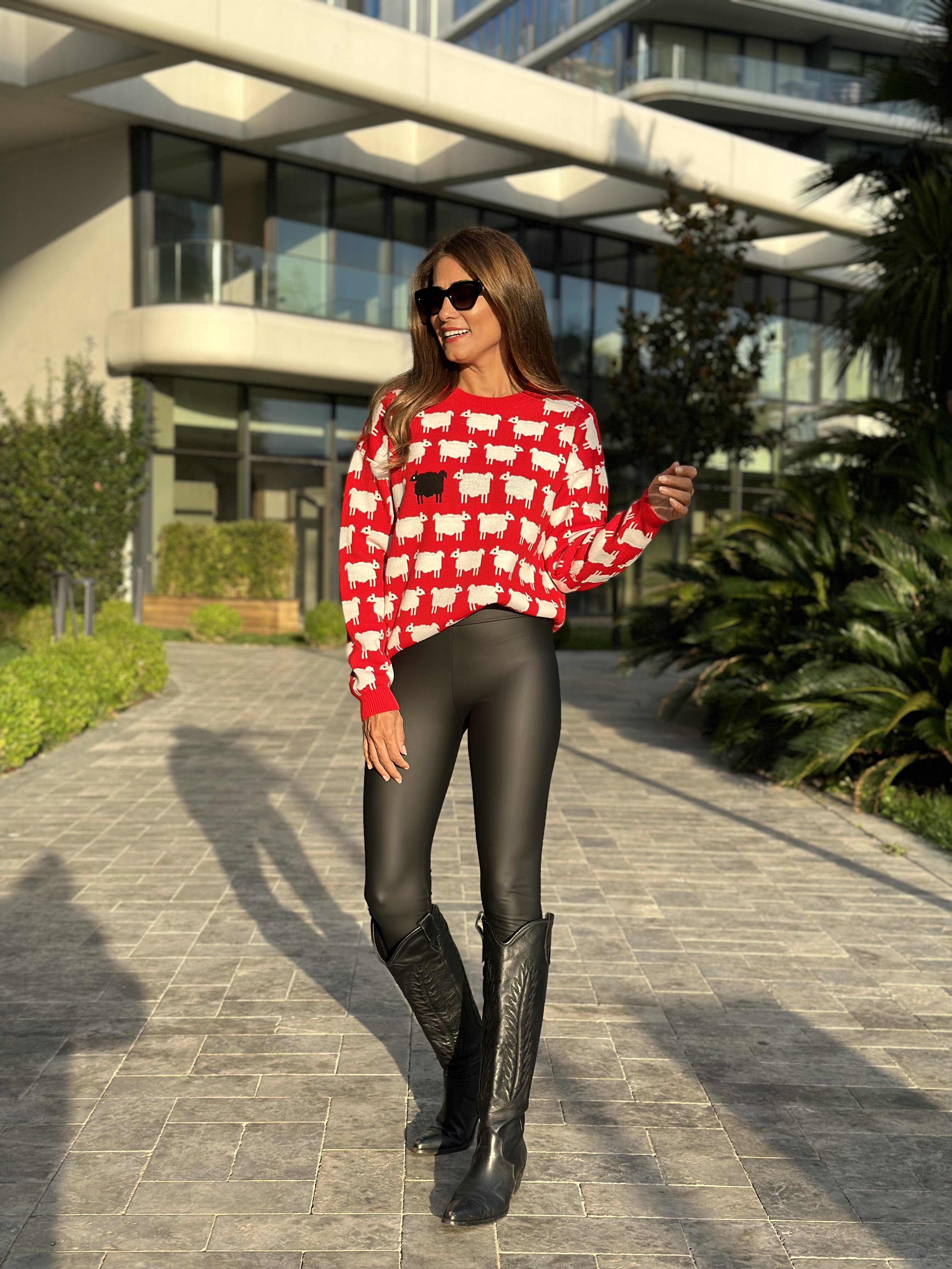Kırmızı Diana Model Kuzu Desenli Triko Kadın Kazak 