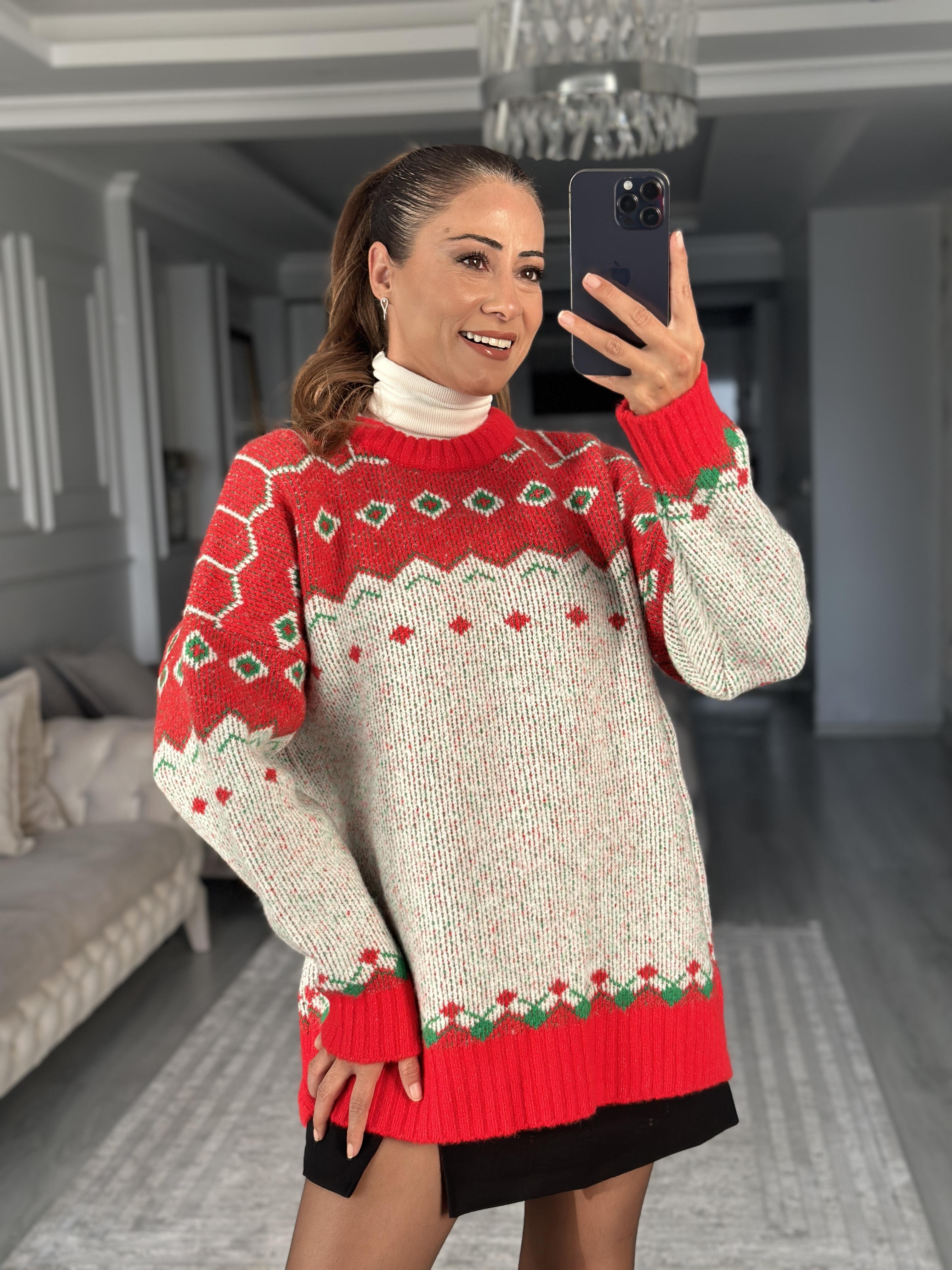 Kırmızı Ekru Yılbaşı Temalı Bisiklet Yaka Kadın Triko Kazak