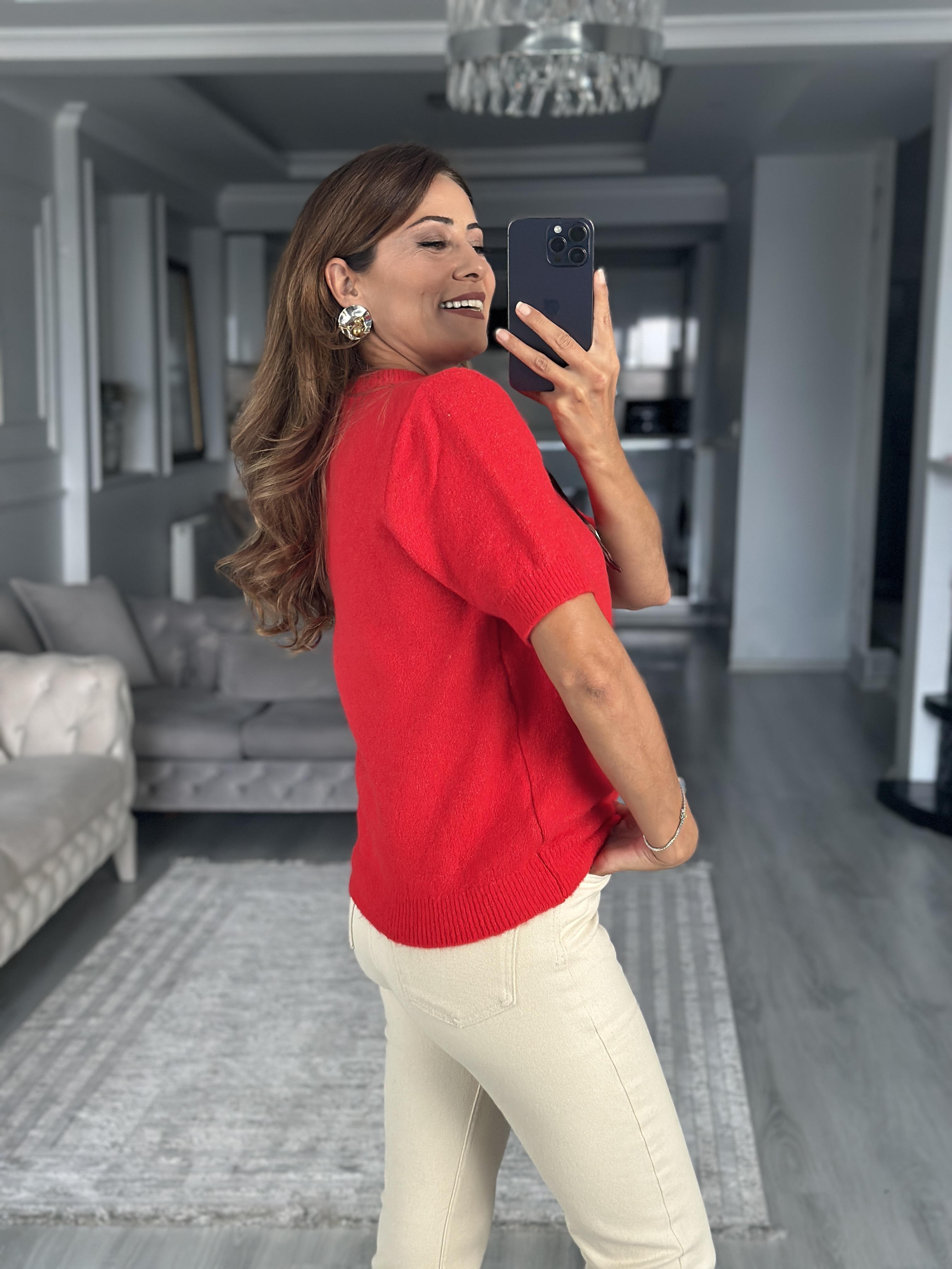 Kırmızı Fularlı Bisiklet Yaka Kısa Kol Kadın Triko Kazak