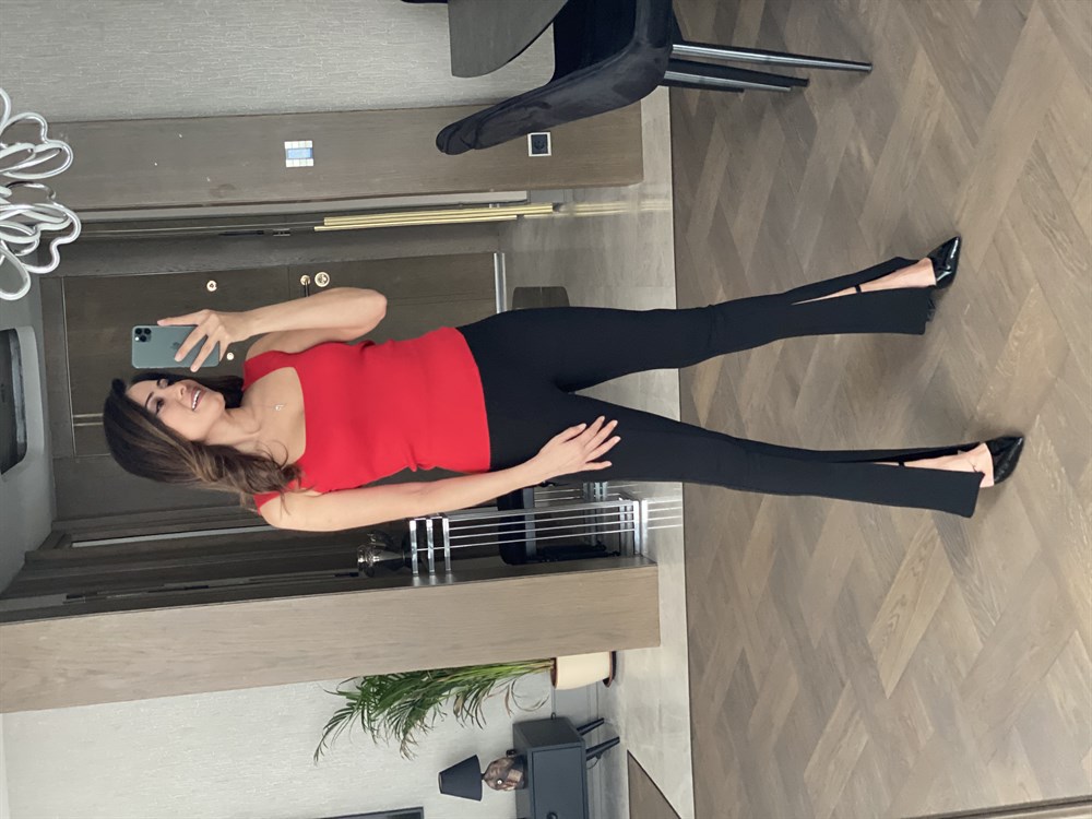 Kırmızı Kare Yaka Triko Atlet