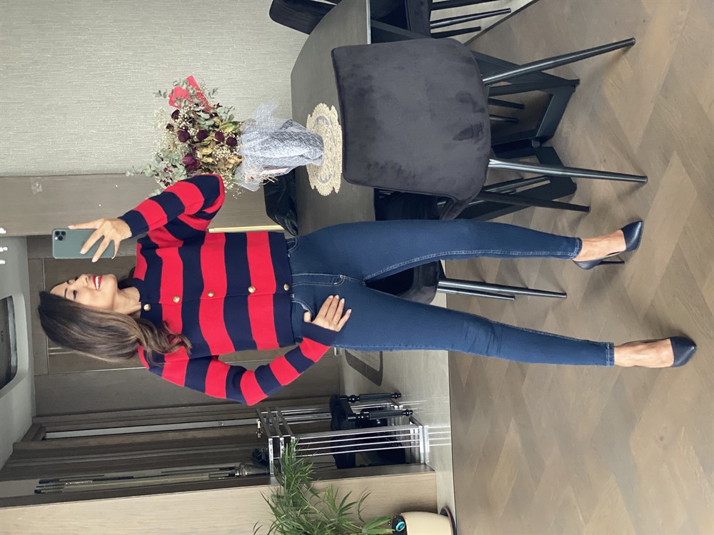 Kırmızı Lacivert Kalın Çizgili Pike Örgü Önü Düğmeli Kadın Hırka