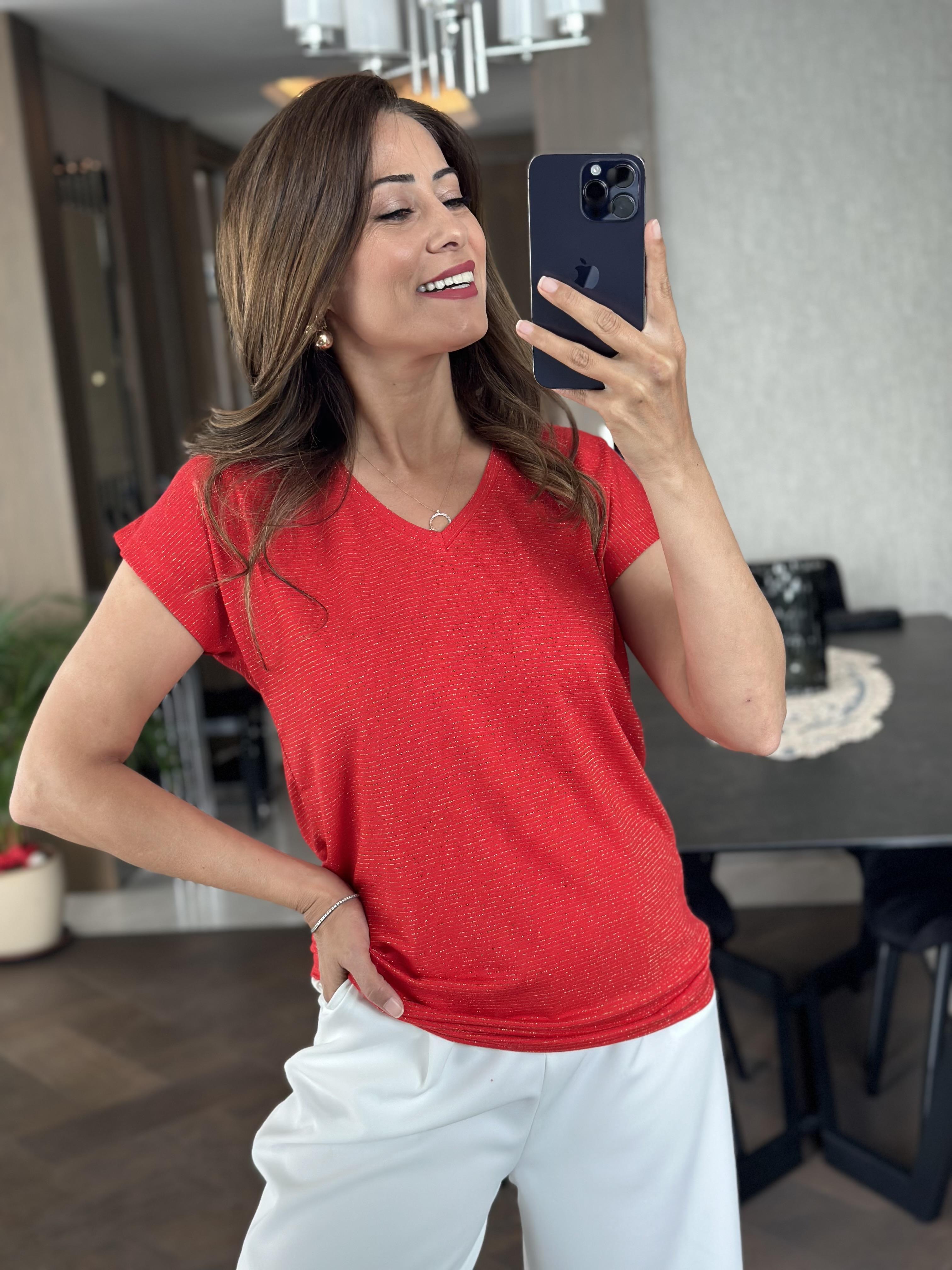 Kırmızı Sim Çizgili V Yaka Kısa Yarasa Kol Basic Kadın T-Shirt