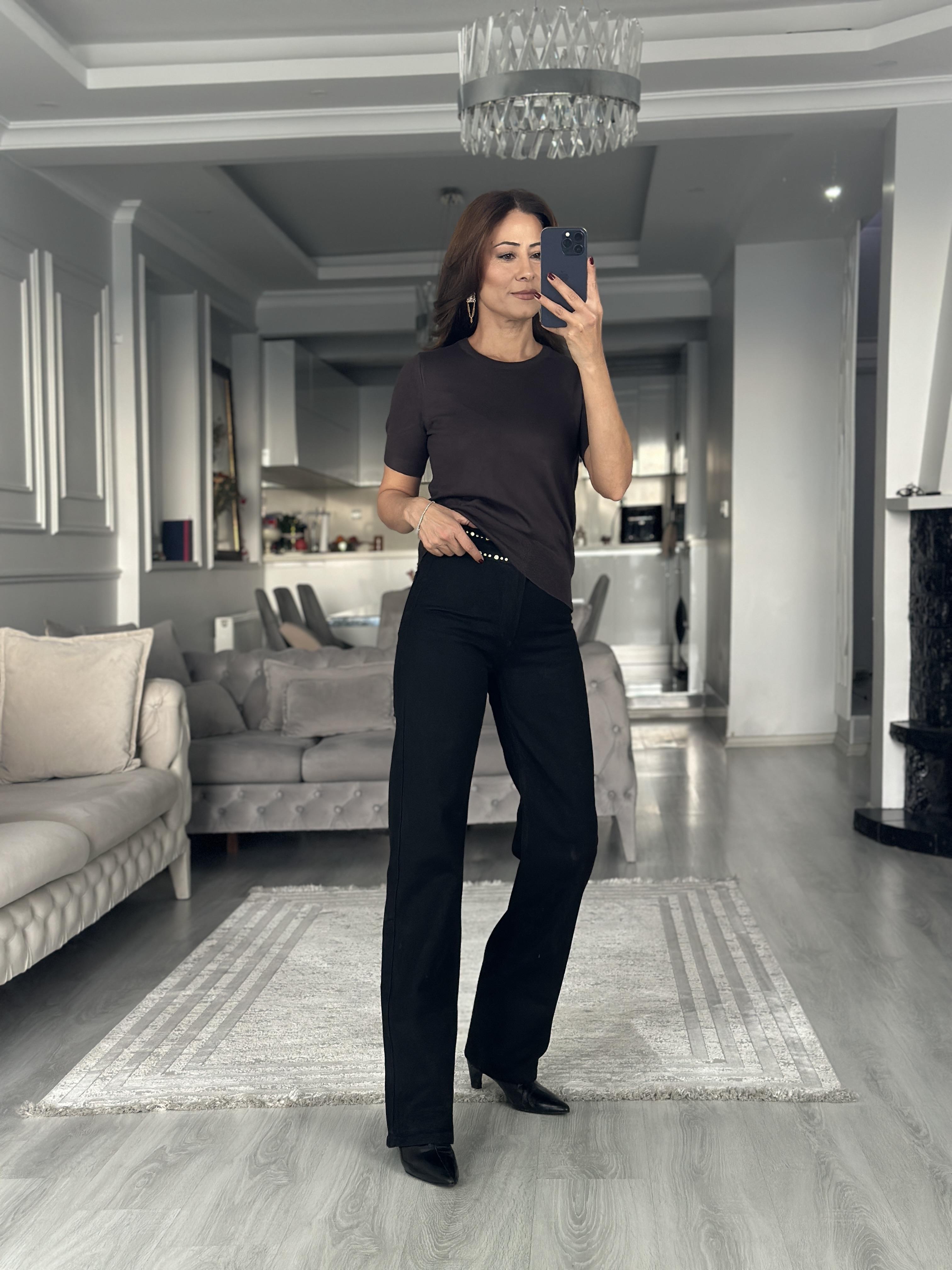 Koyu Kahve Bisiklet Yaka Kısa Kol Basic Kadın Triko Bluz