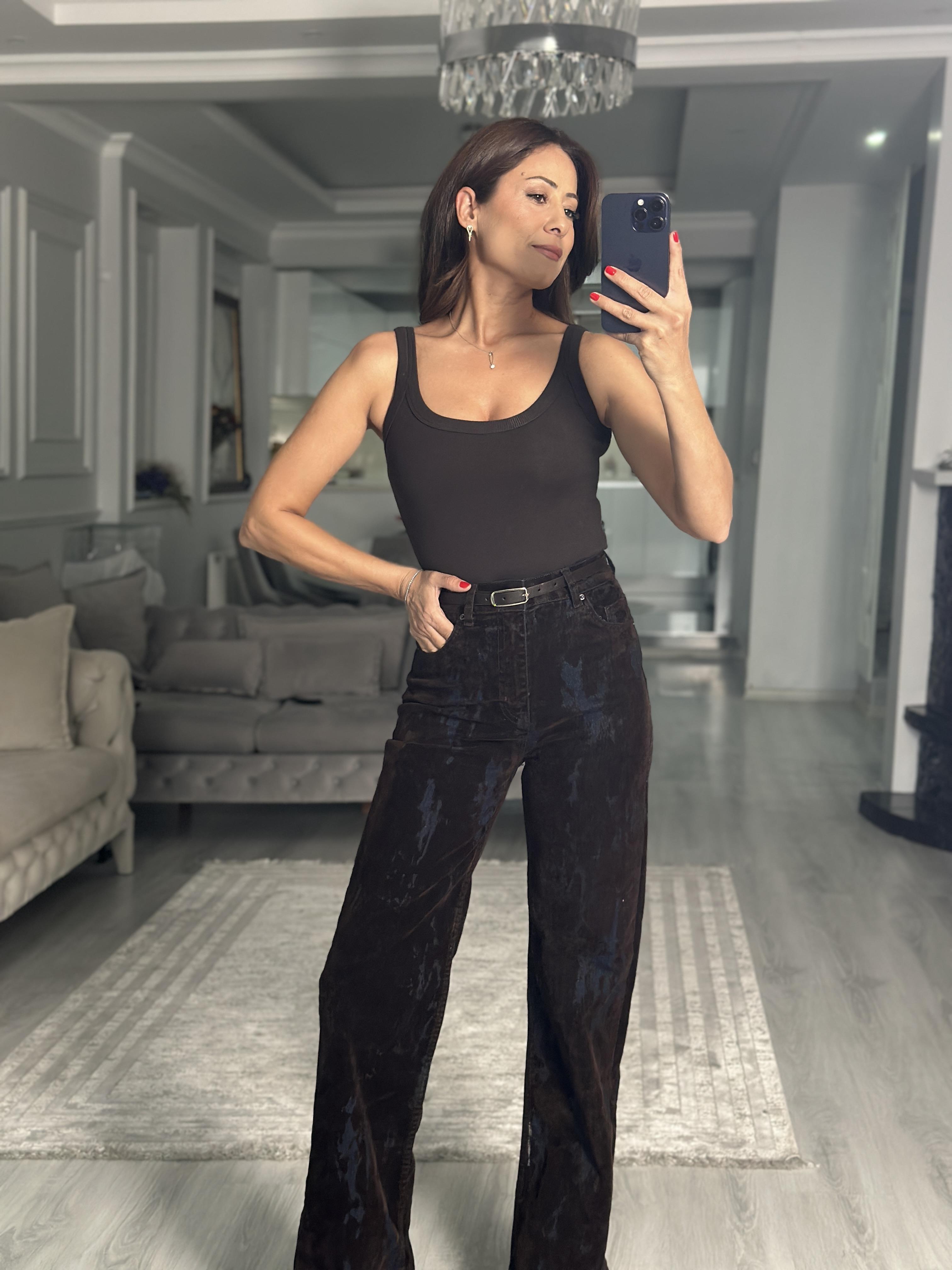 Koyu Kahverengi Askılı Alttan Çıtçıtlı Kadın Bodysüit