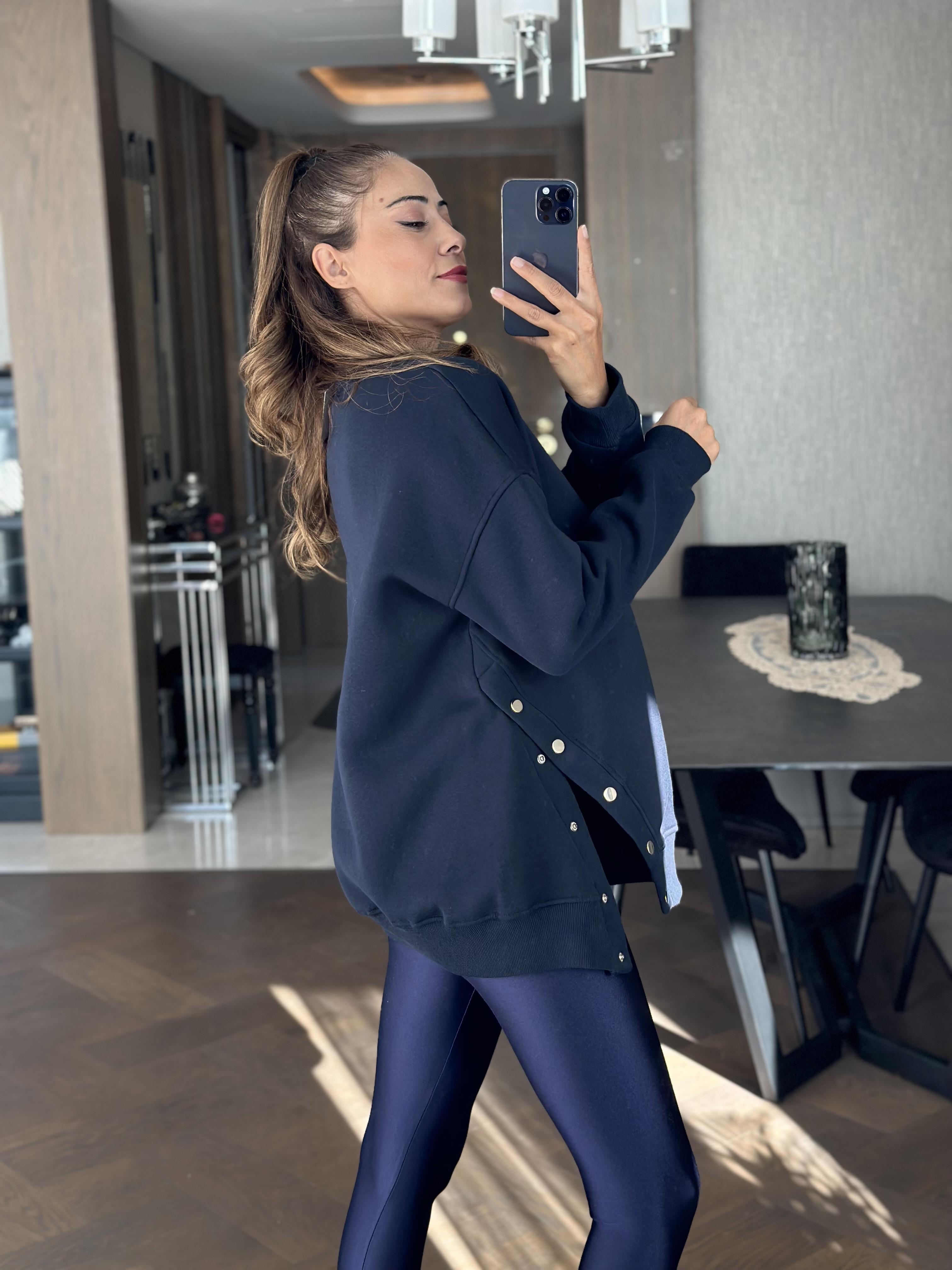 Lacivert Bisiklet Yaka Tek Yanı Çıtçıtlı Kadın Sweatshirt