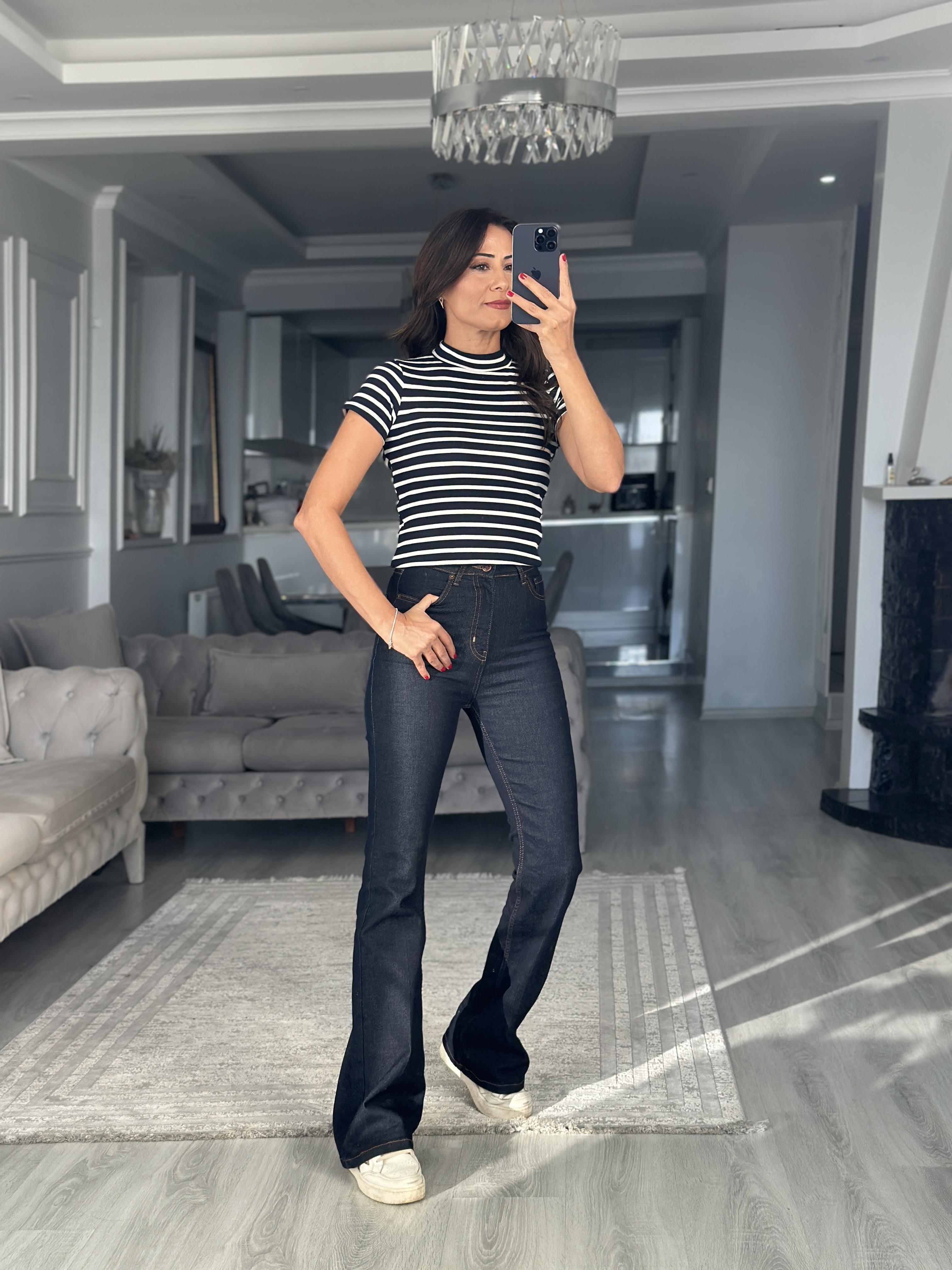 Lacivert Çizgili Kısa Kol Yarım Balıkçı Fitilli Kaşkorse Kadın Body