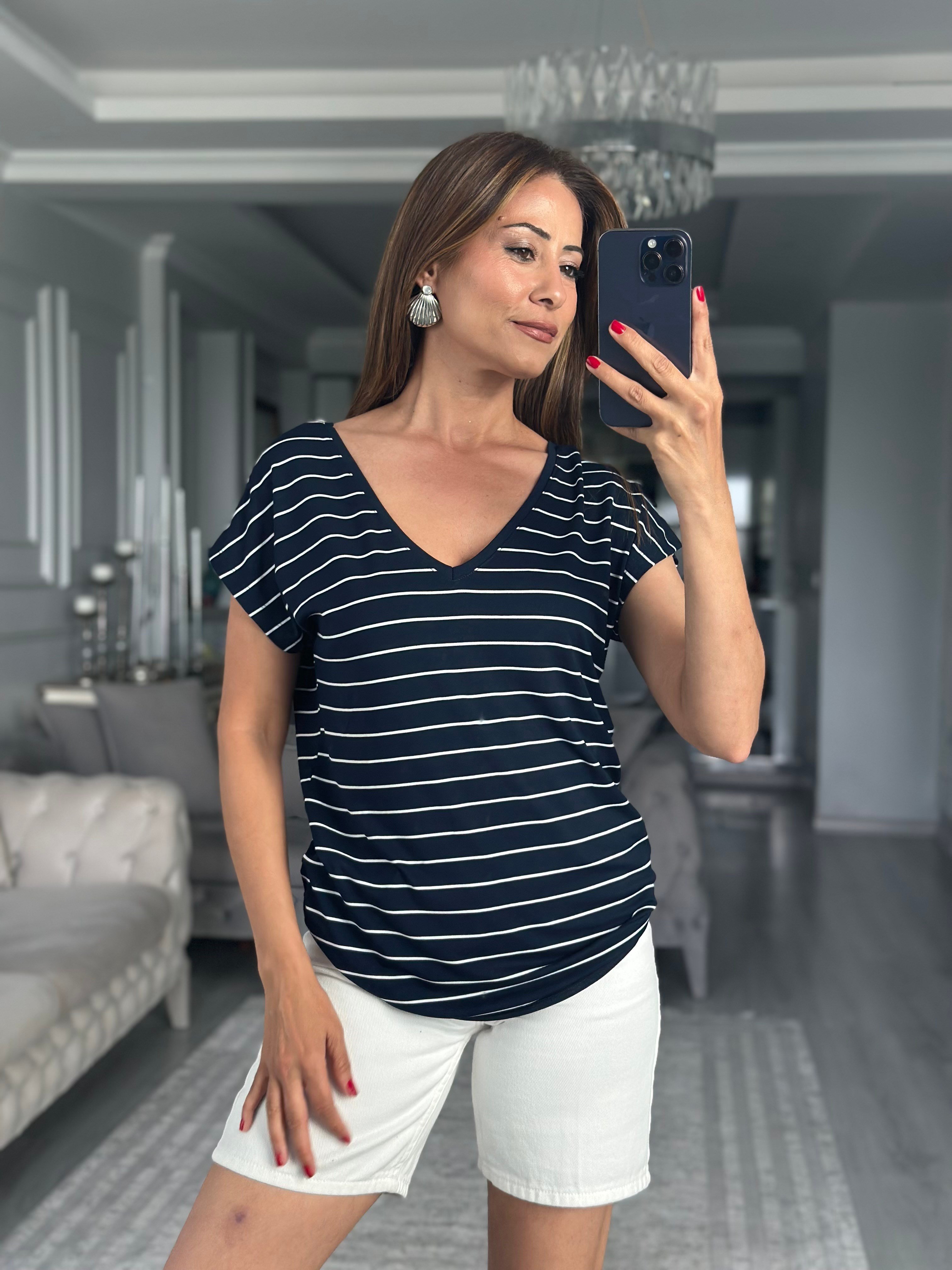 Lacivert Çizgili Ön Arka V Yaka Kısa Kol Kadın T-Shirt