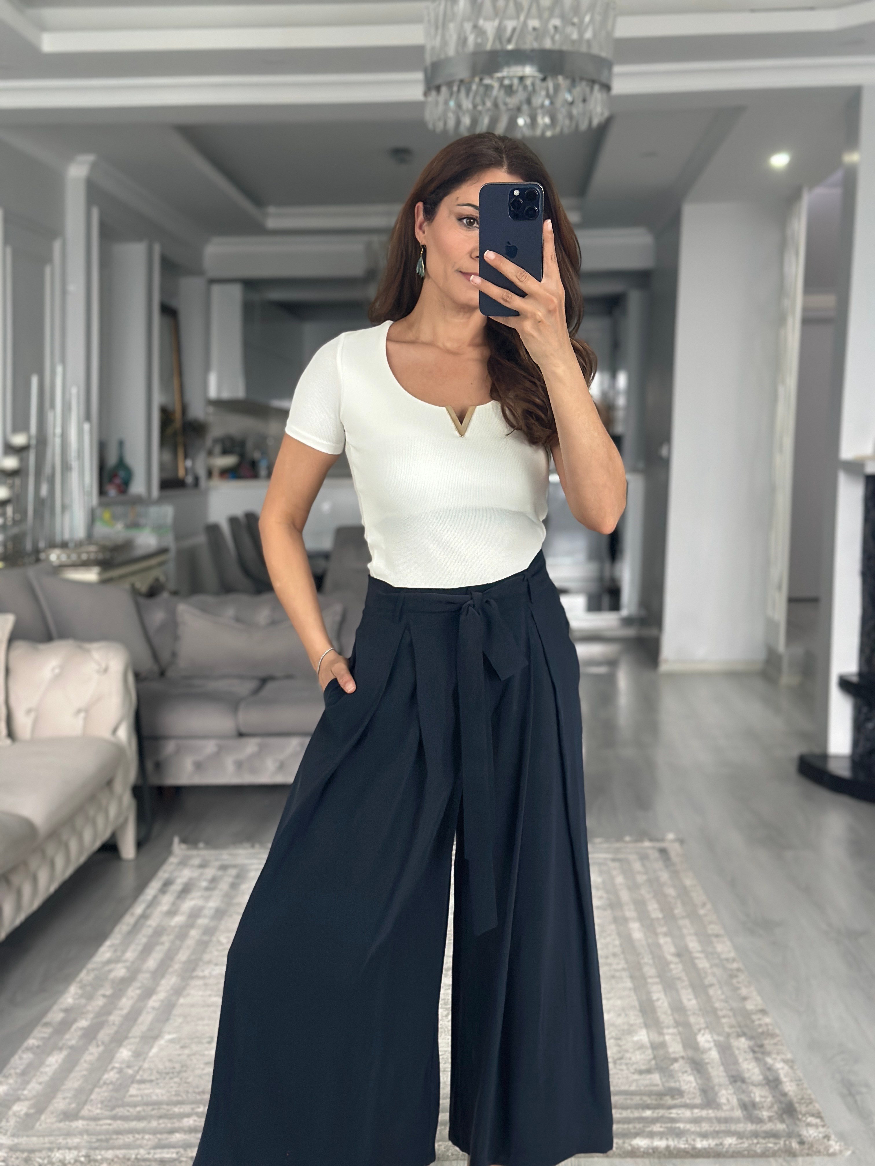 Lacivert Etek Görünümlü Pileli Kuşaklı Kadın Pantolon