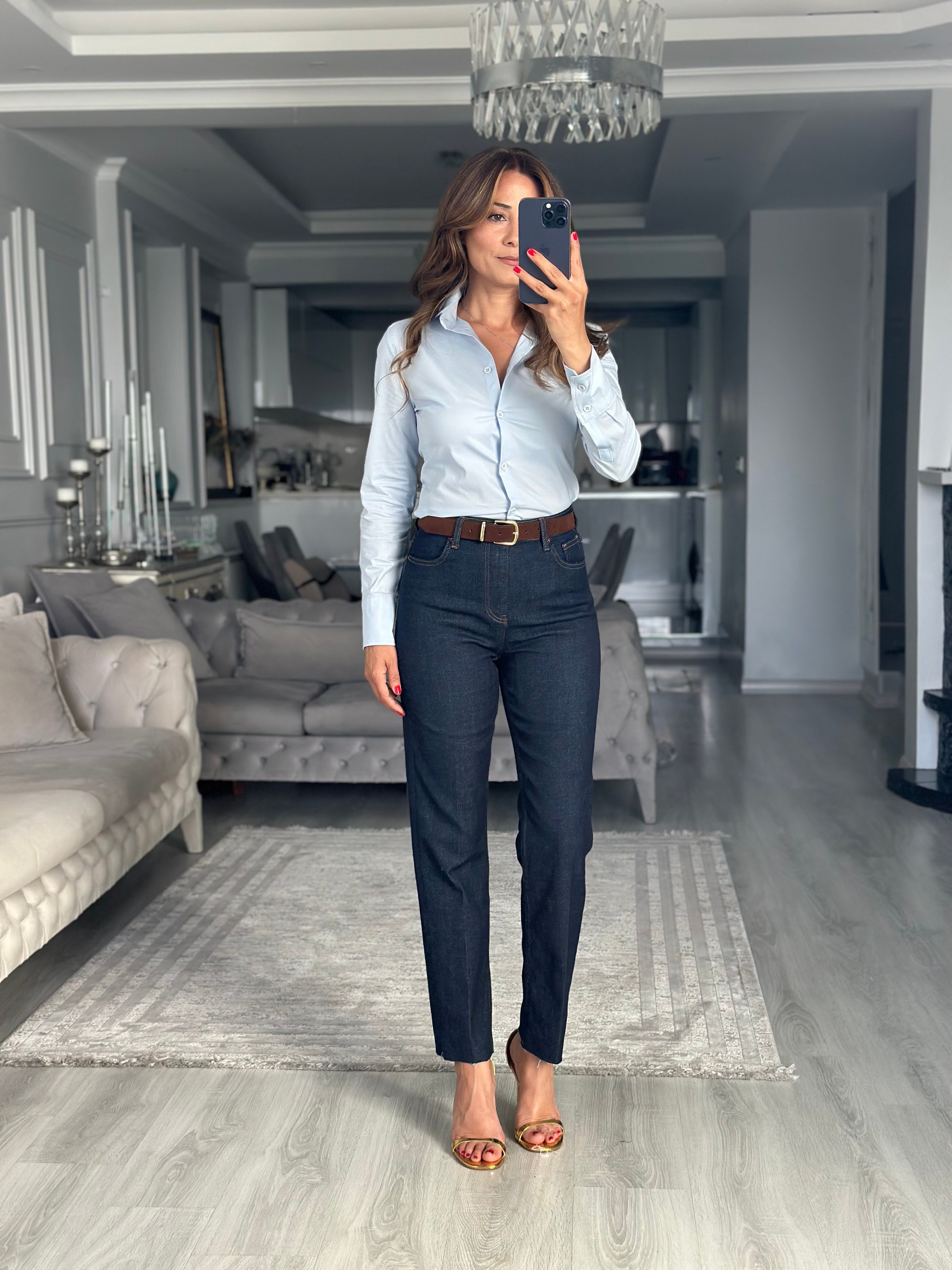Lacivert Kemerli Straight Cut Kadın Jean Pantolon