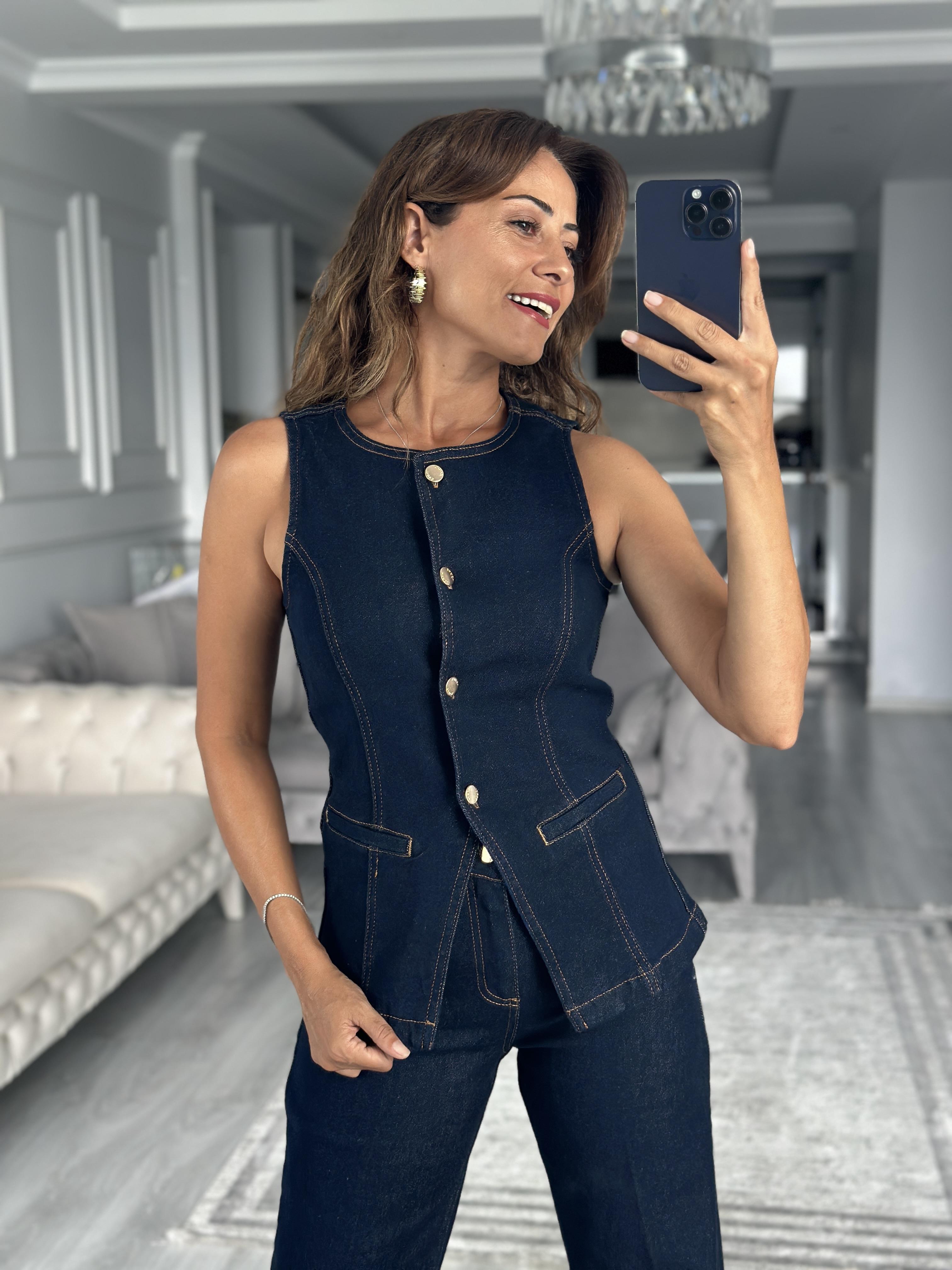 Lacivert Metalik Düğmeli Kadın Jean Yelek