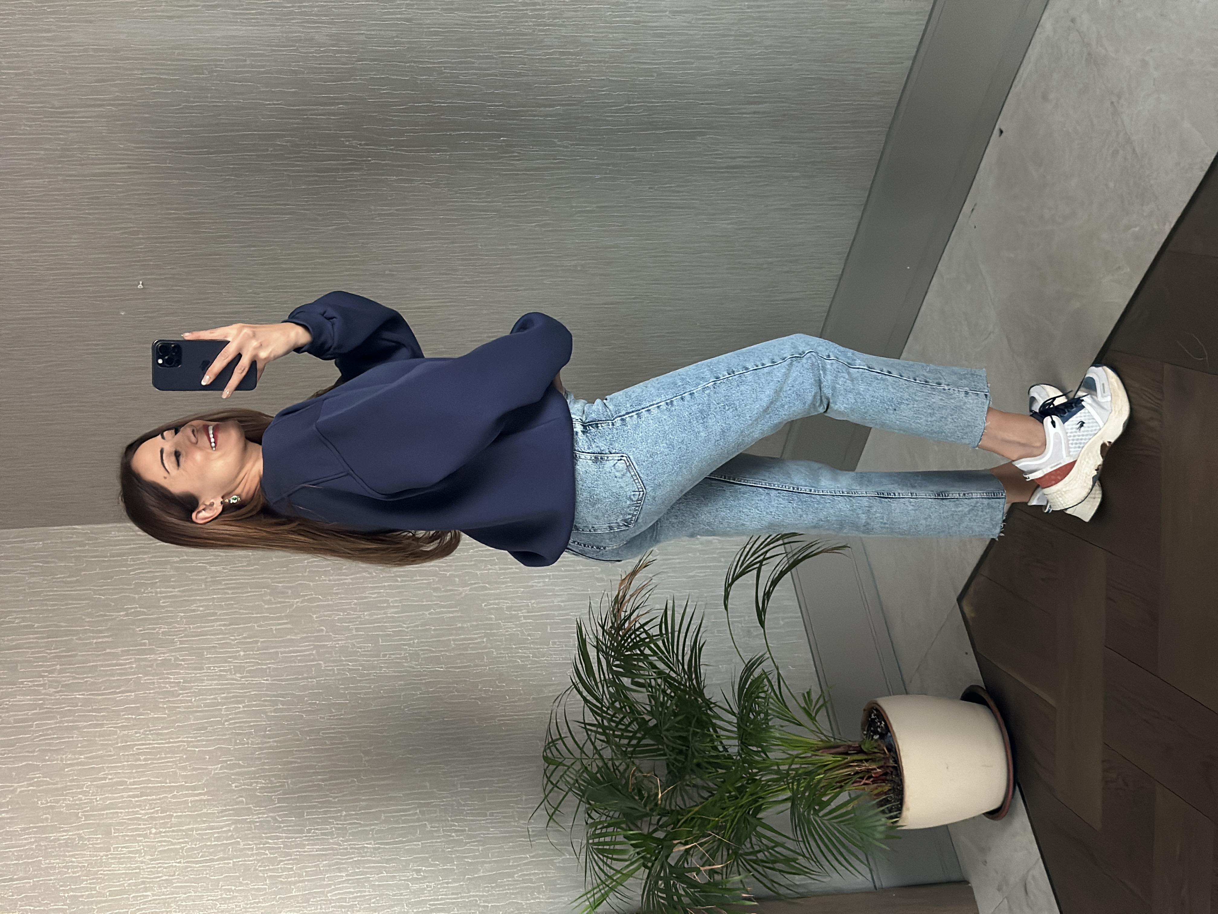 Lacivert Omzu Dikiş Detaylı Bisiklet Yaka Şardonlu Kadın Sweatshirt