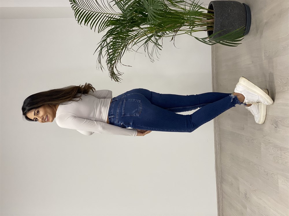 Lacivert Paça Detaylı Skinny Kadın Jean Pantolon