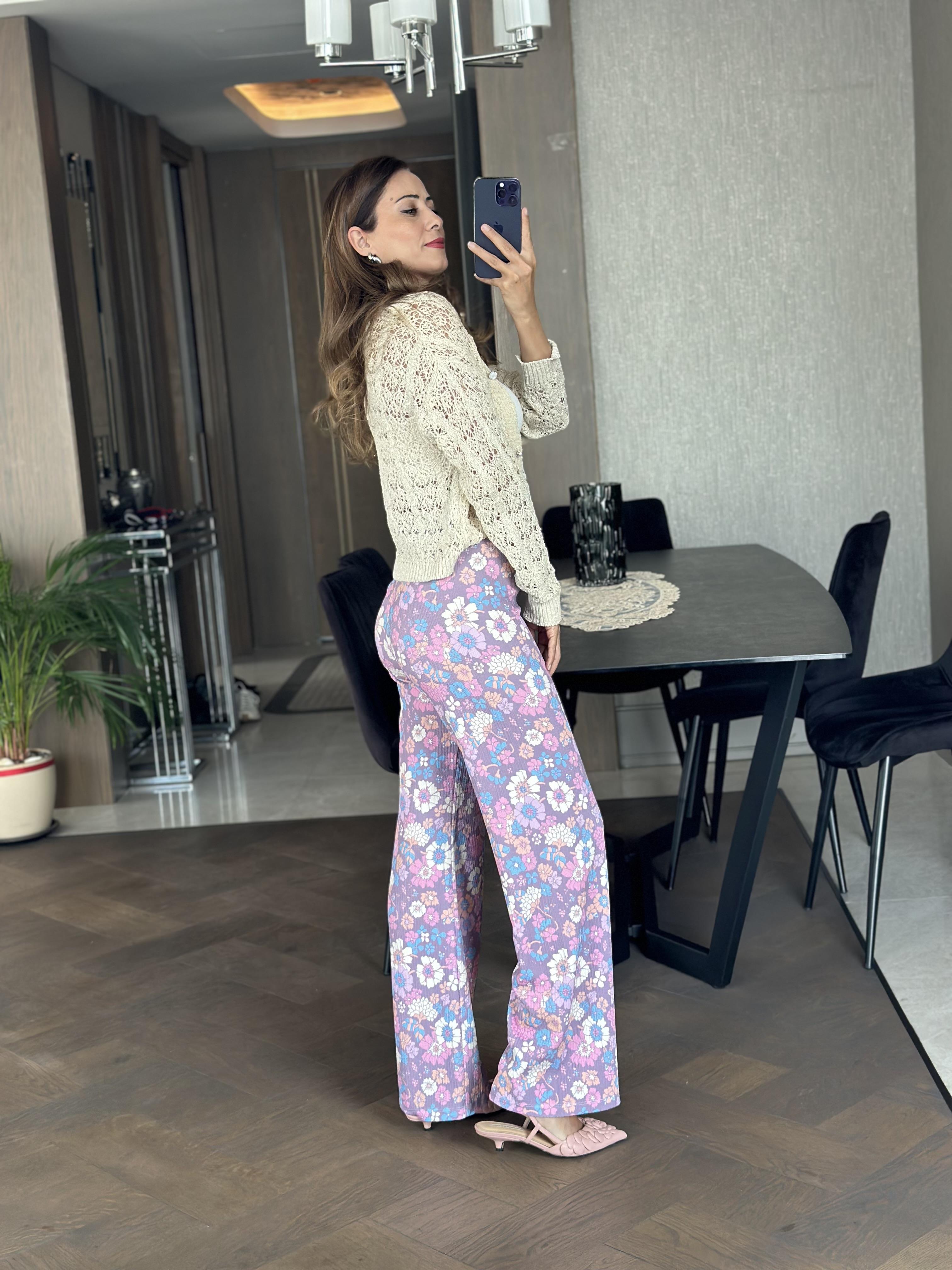 Lila Çiçek Desenli Beli Lastikli Bürümcük Kadın Pantolon