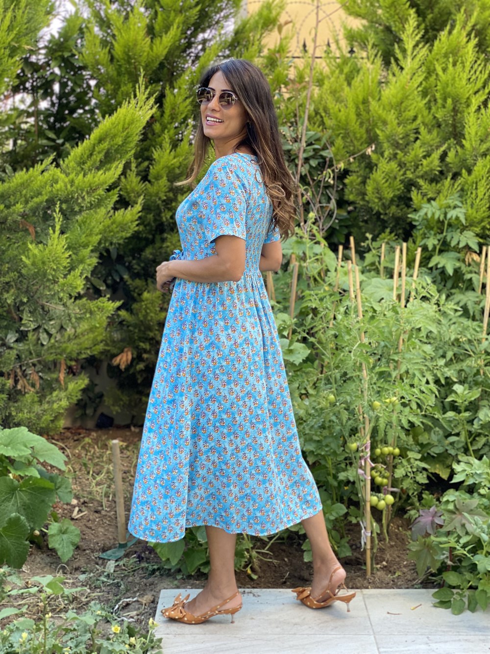 Mavi Çiçek Önü Düğmeli Kuşaklı  Kadın Elbise