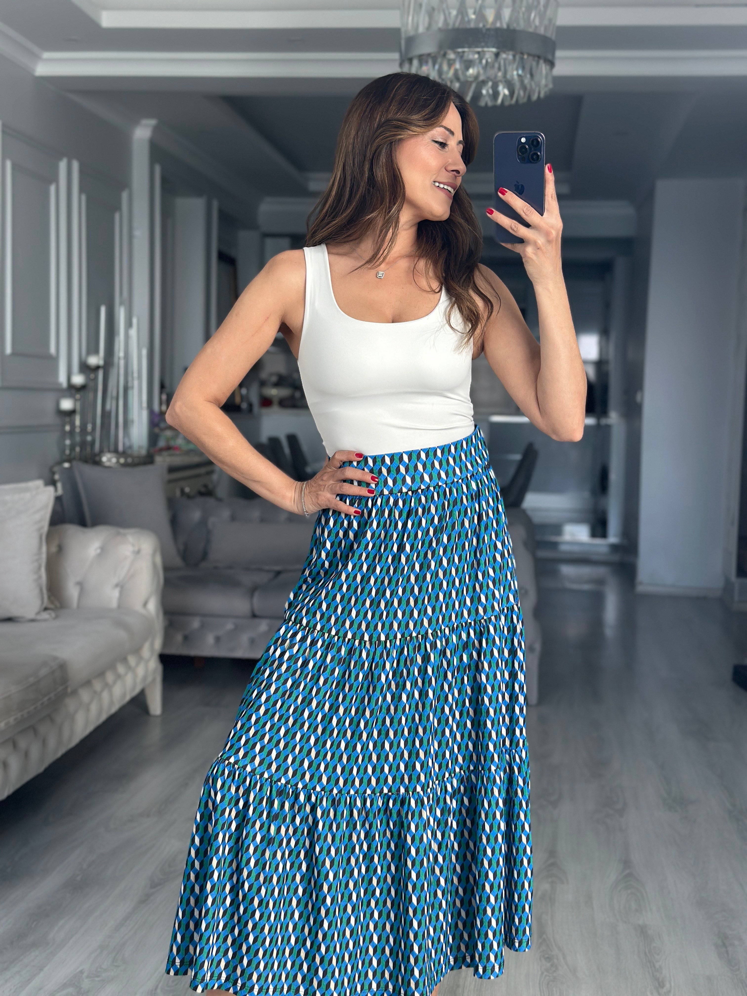 Mavi Geometrik Desenli Midi Boy Kadın Etek